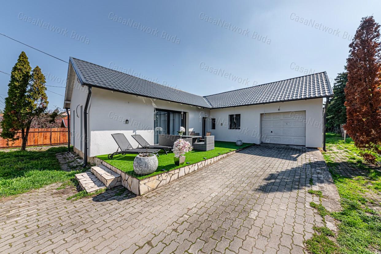 Eladó egyszintes családi ház - Érd-Parkvárosban !