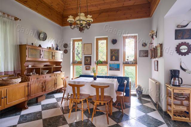 Elegáns családi ház , nagy ősfás kerttel - Szombathely