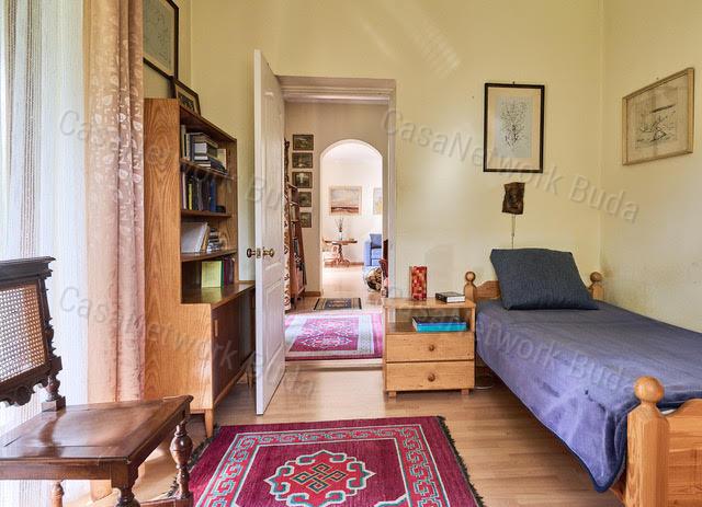 Elegáns családi ház , nagy ősfás kerttel - Szombathely
