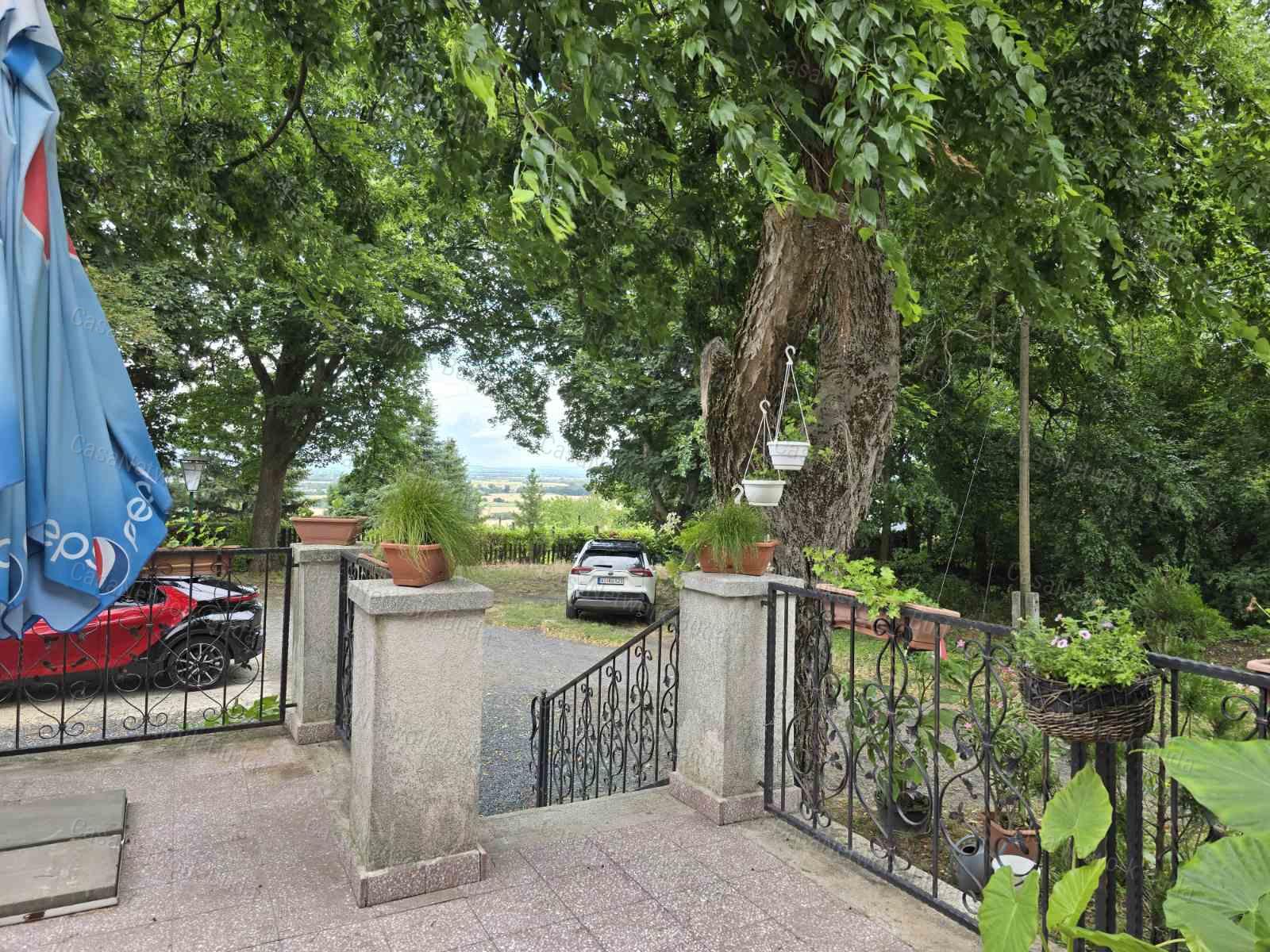 Eladó panzió Celldömölk, Sághegyen!
