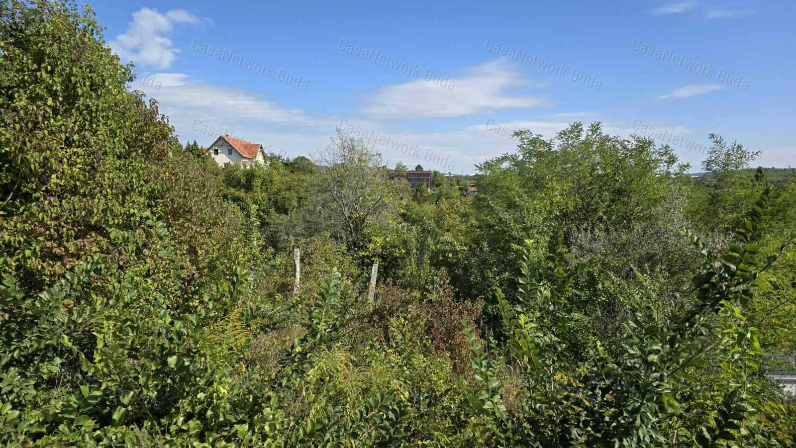 Biatorbágyon 987 m2-es , panorámás épÍtési telek eladó!