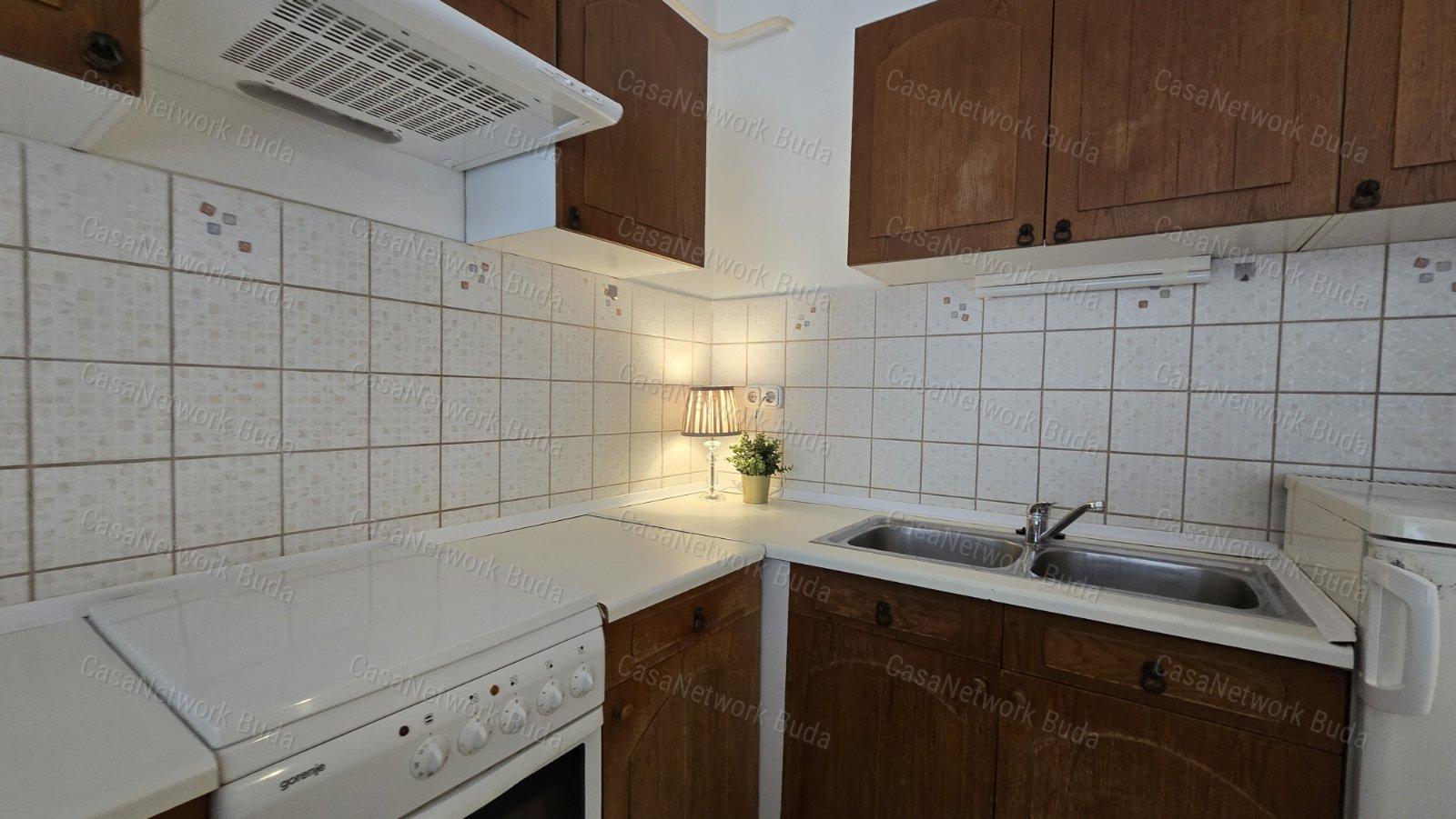 Budapest, XV.kerületben, 44 m2-es földszinti lakás eladó!