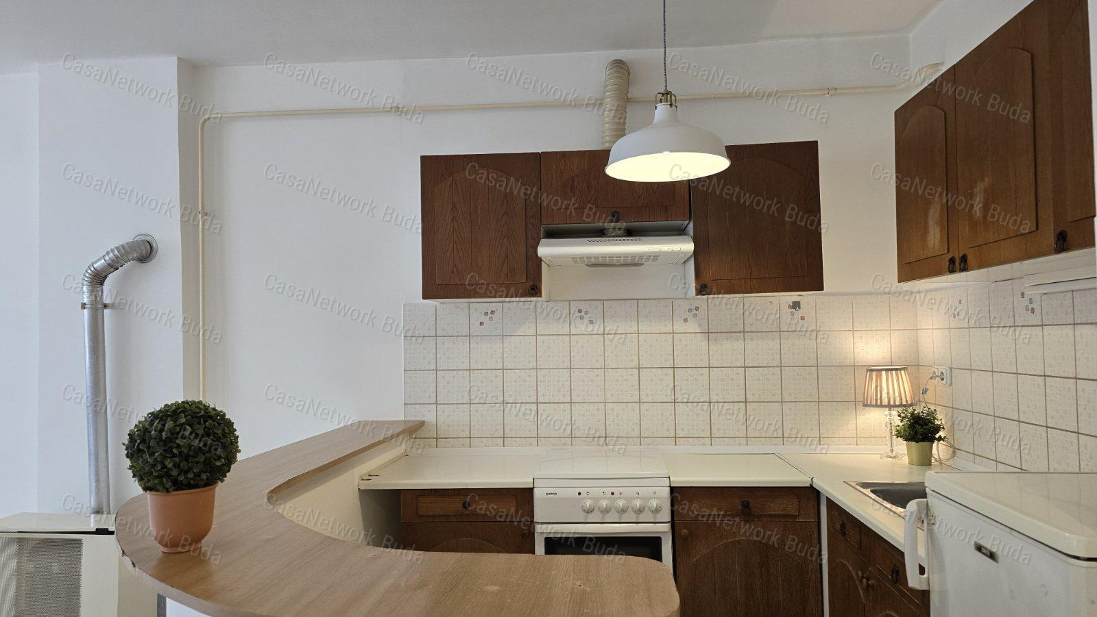 Budapest, XV.kerületben, 44 m2-es földszinti lakás eladó!