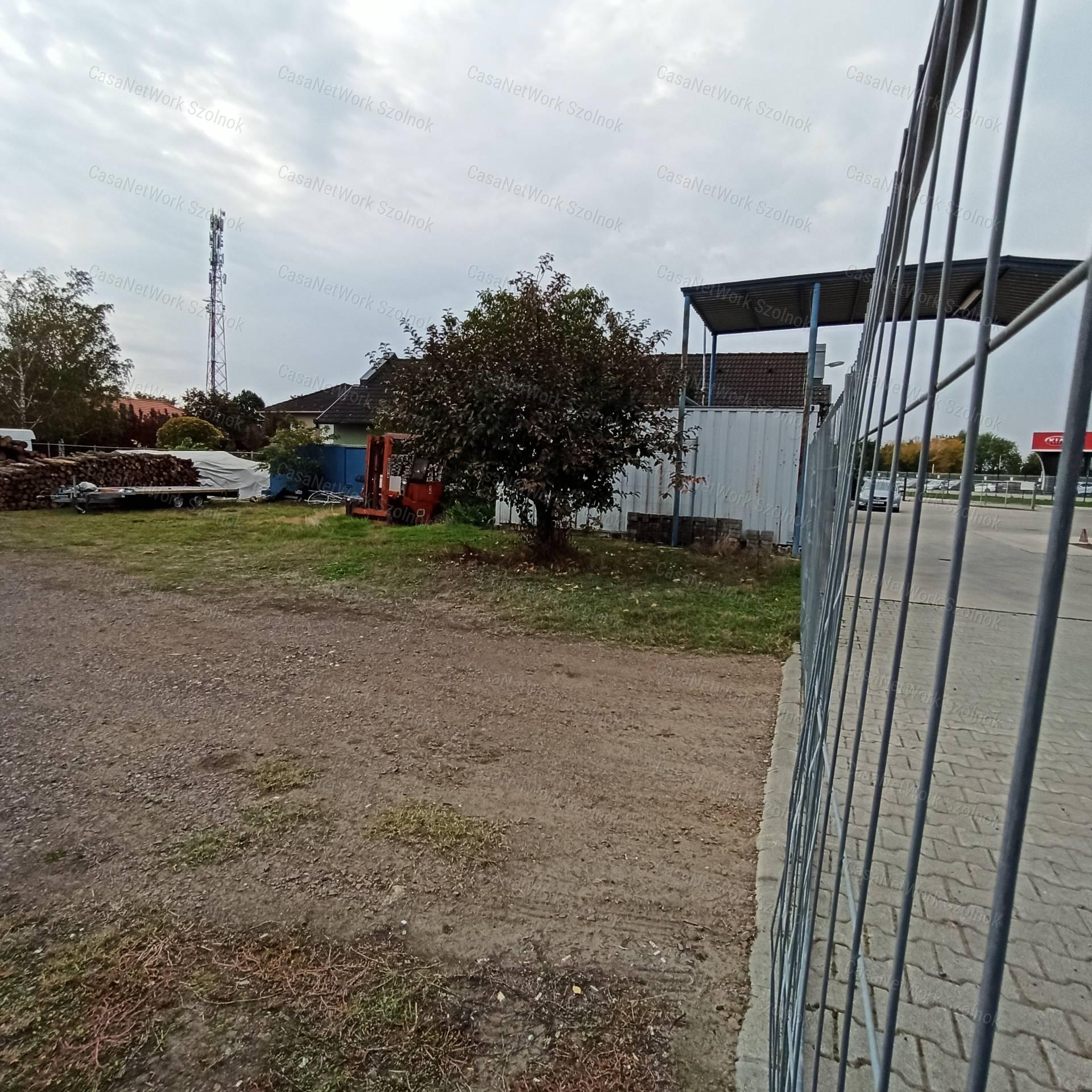 Komplex gépjármű telephely - autó mosó eladó Jászberényben.