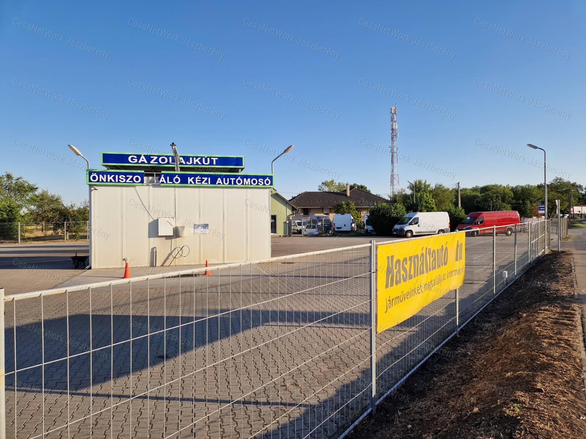 Komplex gépjármű telephely - autómosó eladó Jászberényben.