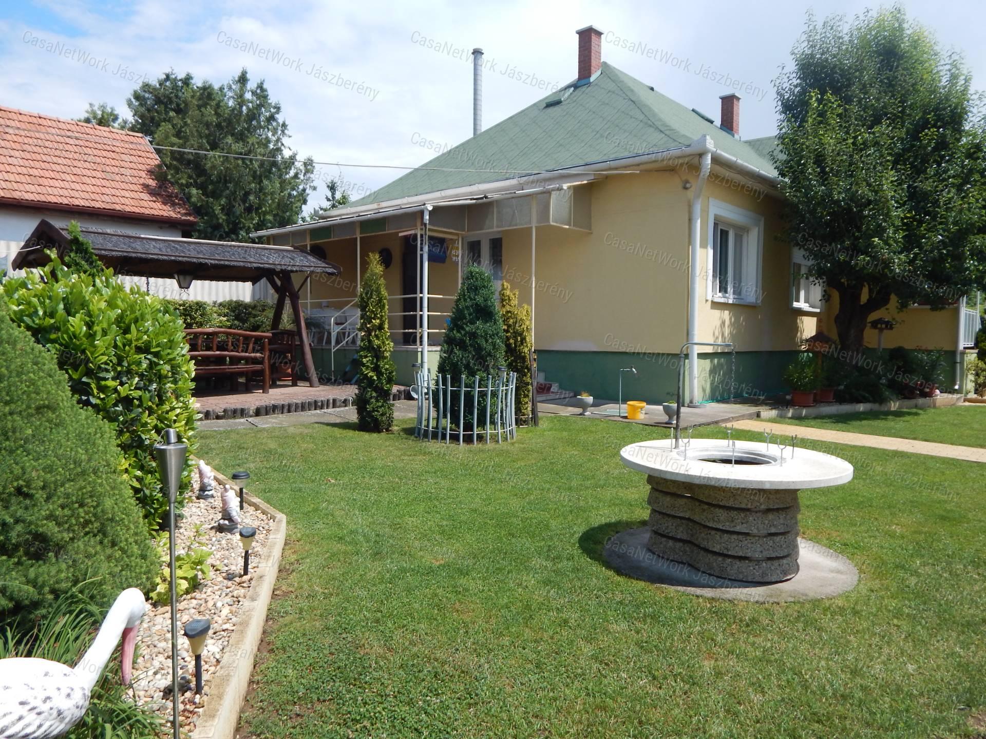 Eladó újszerű állapotú ház - Atkár (86344561) - megveszLAK.hu