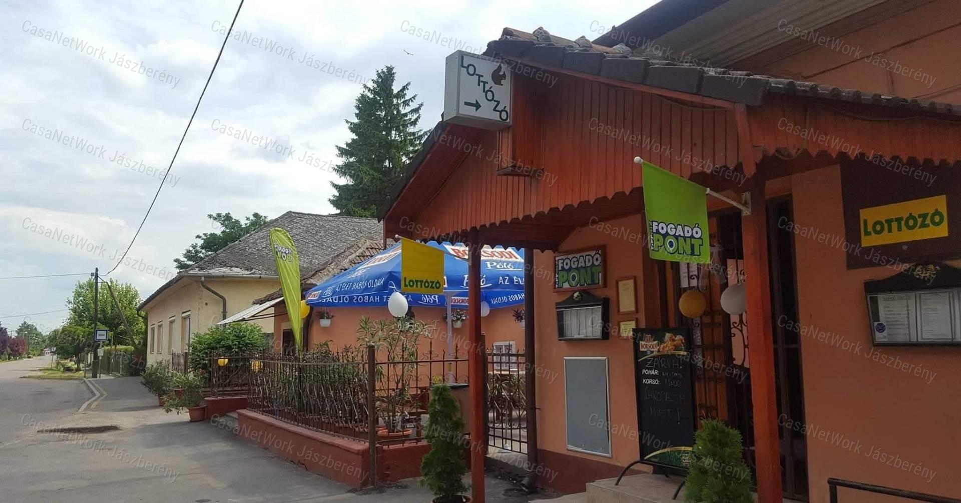 Tarnaméra központjában 166 nm-es, melegkonyhás vendéglátó üzlet eladó!