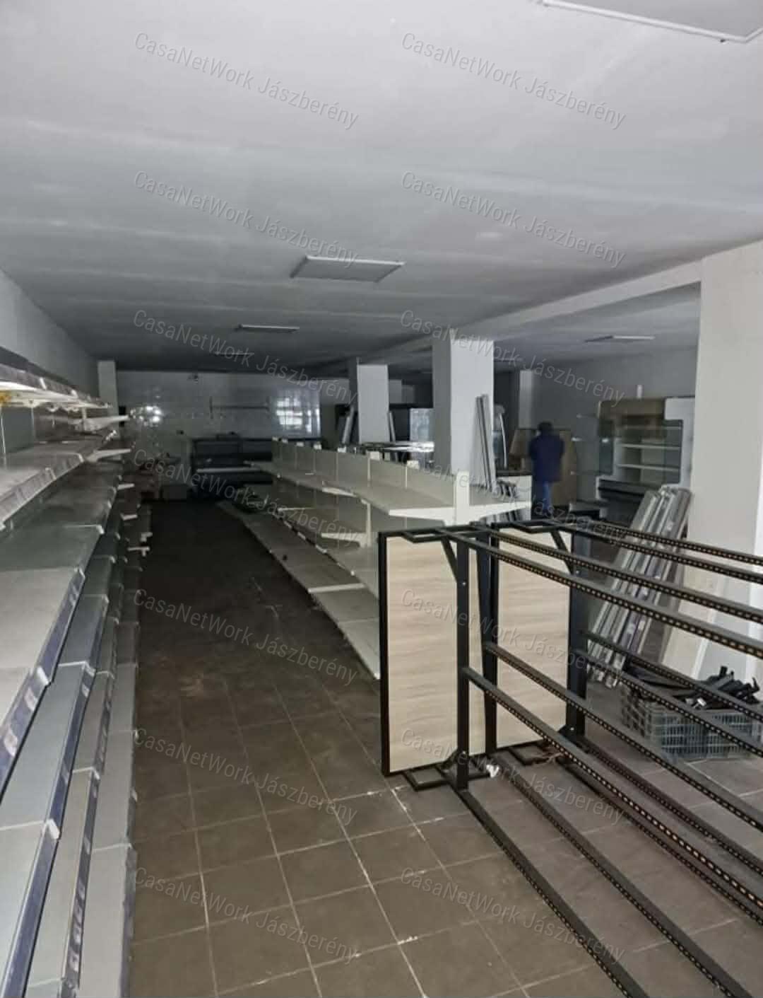 Erk központjában újszerű üzleti ingatlan eladó!