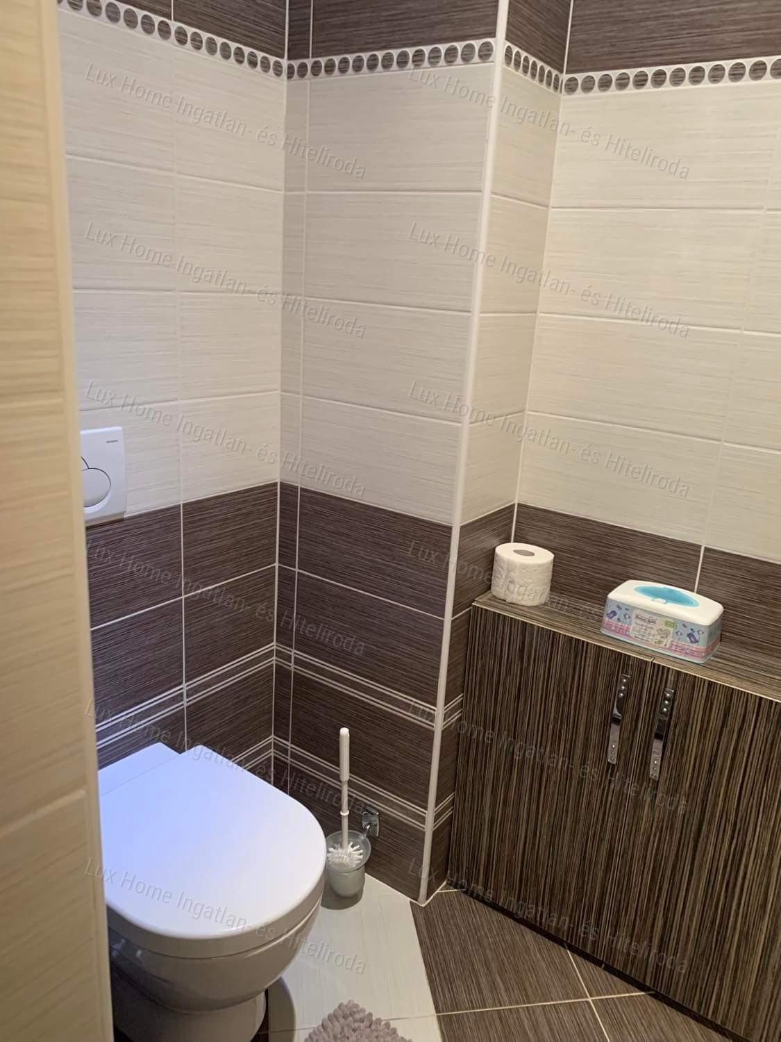 ELADÓ LUXUS családi ház Tatabányán, akár 3 generációnak!