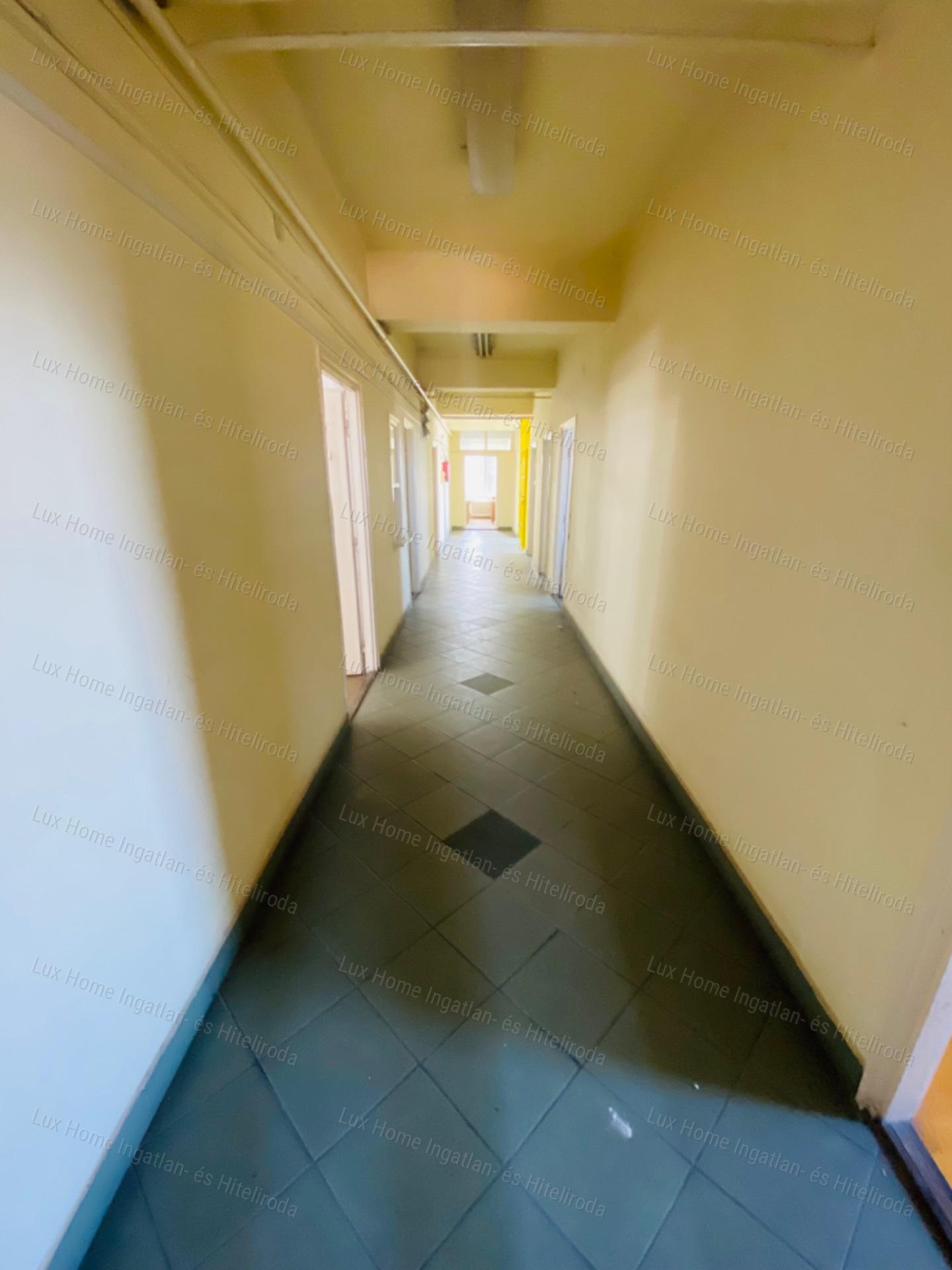 Eladó ipari létesítmény KOMÁROMBAN, a városközpontban!