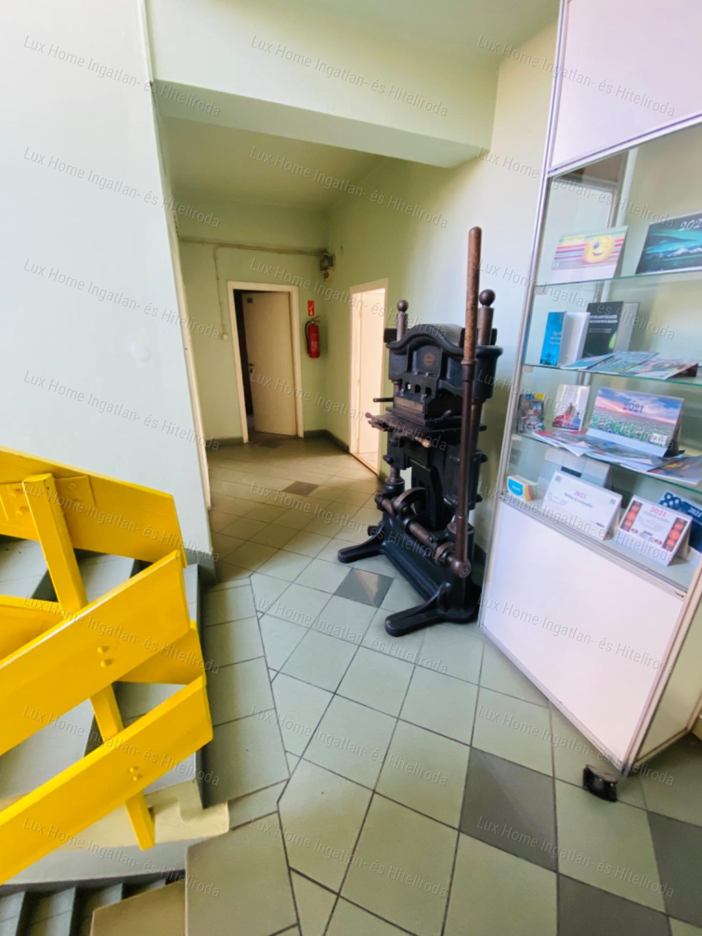 Eladó ipari létesítmény KOMÁROMBAN, a városközpontban!