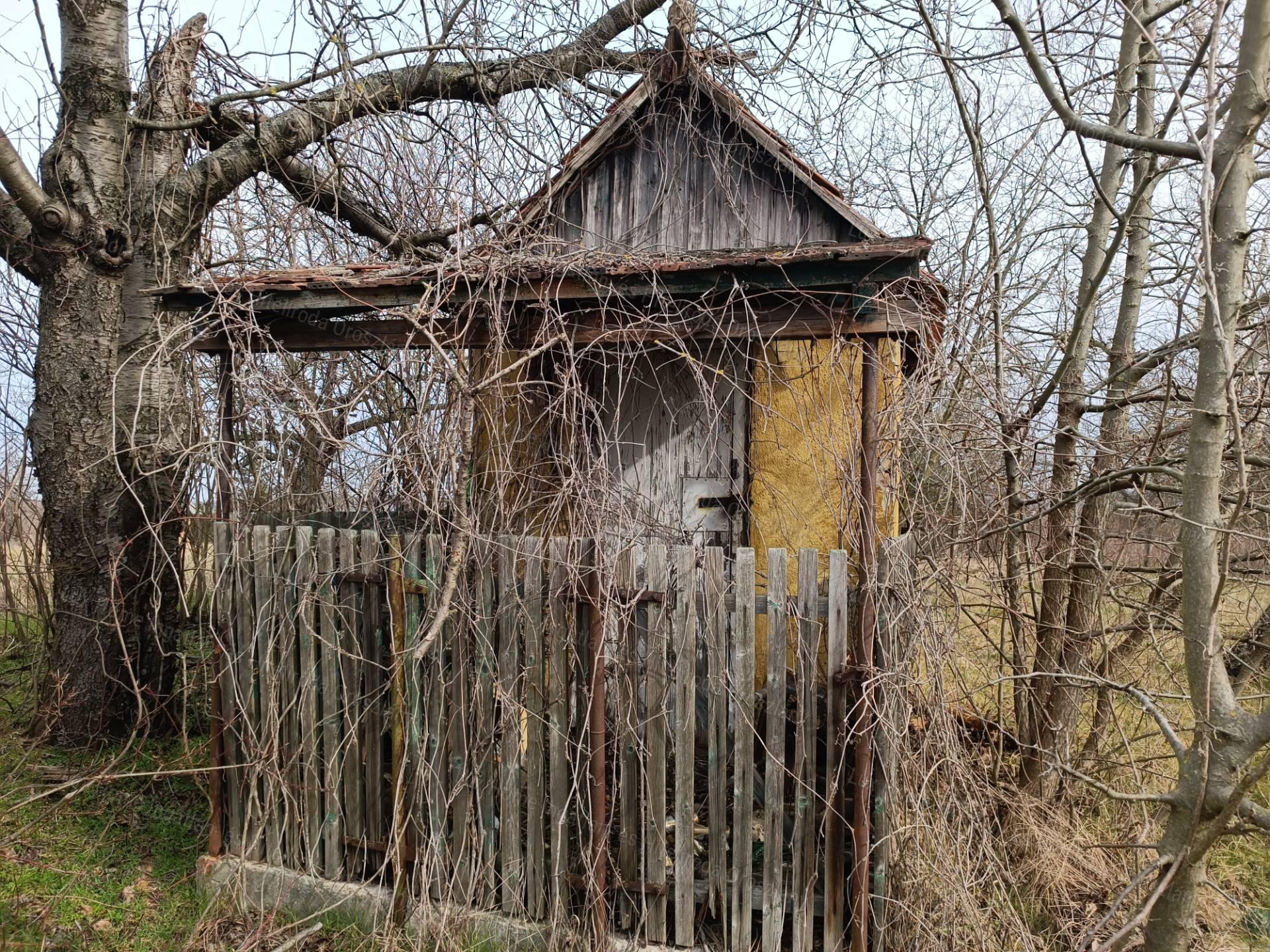 Oroszlányon belterületi építési telek eladó!