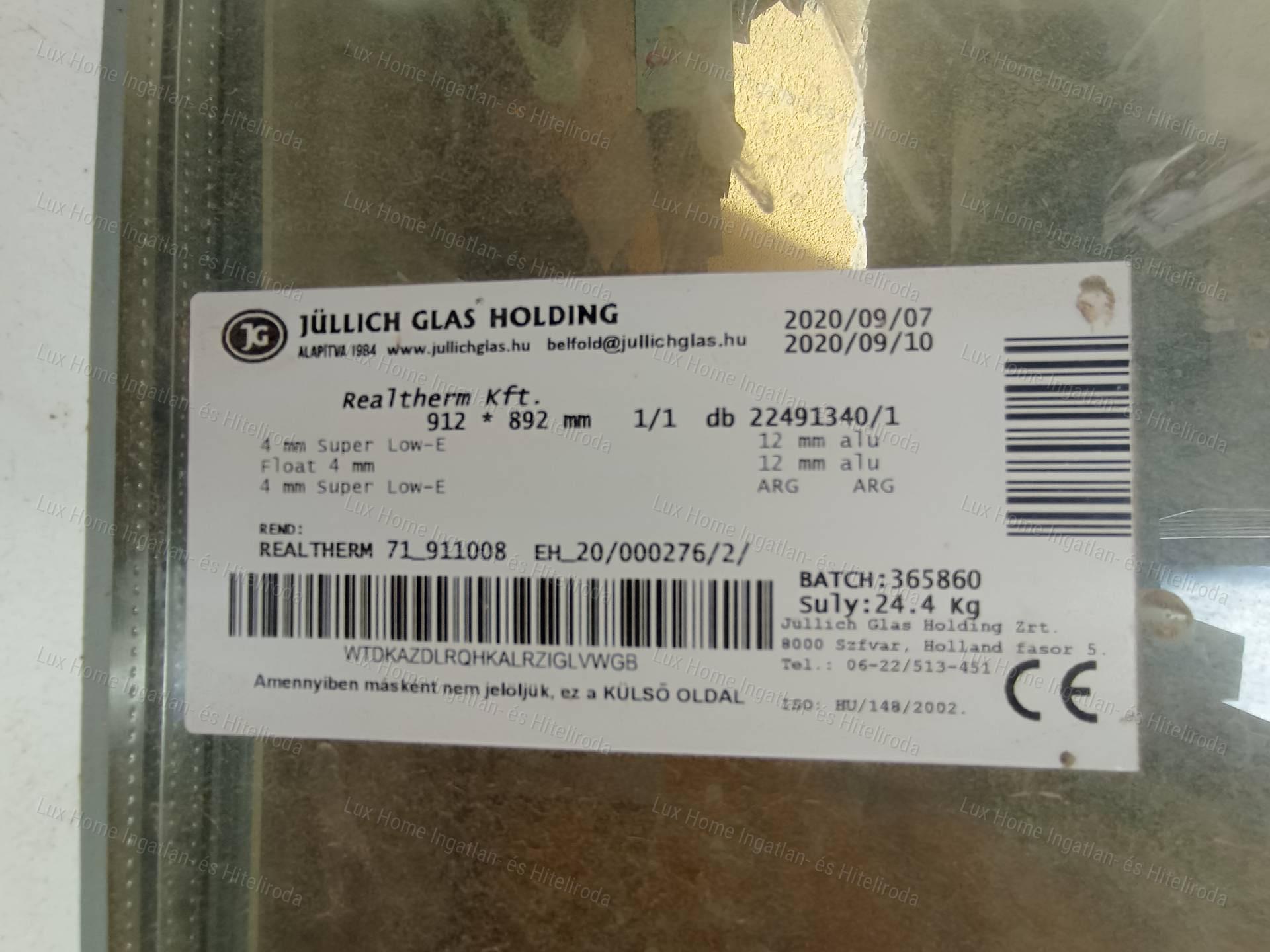 Szomód csendes zsákutcájában felújított és bővített családi ház eladó