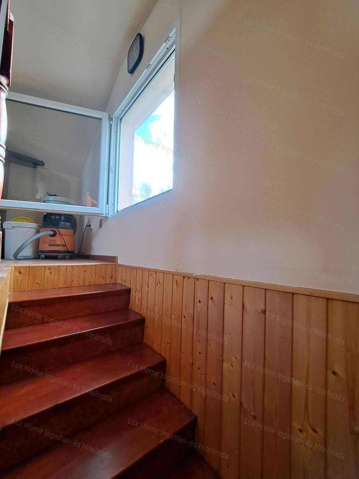 Eladó egy 2x15,83 nm-es stég a Bokodi-tó partján!