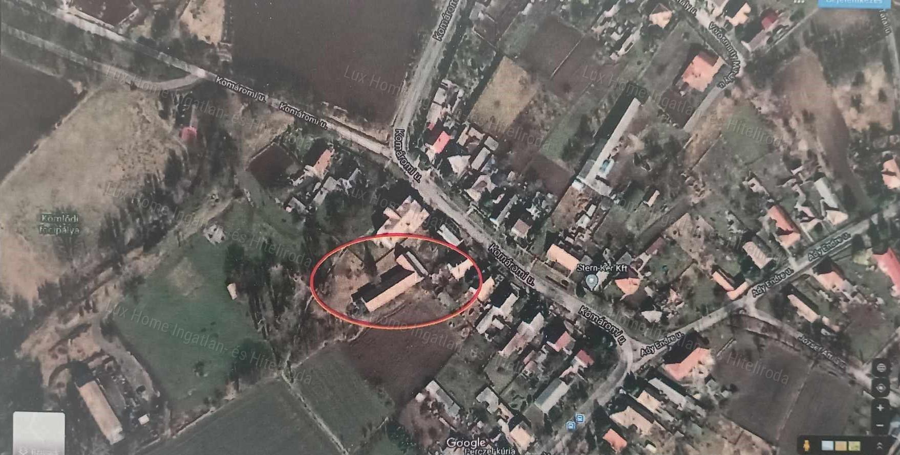 Kömlőd község határában közösségi szállás eladó