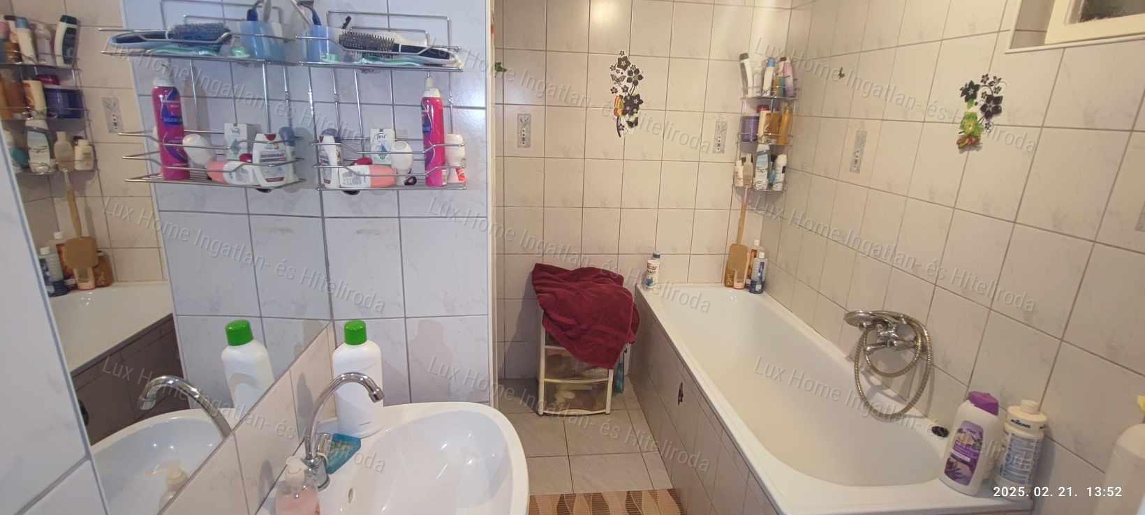 Egy ingatlan, két lakás, megosztható telek – a lehetőség a Tiéd!