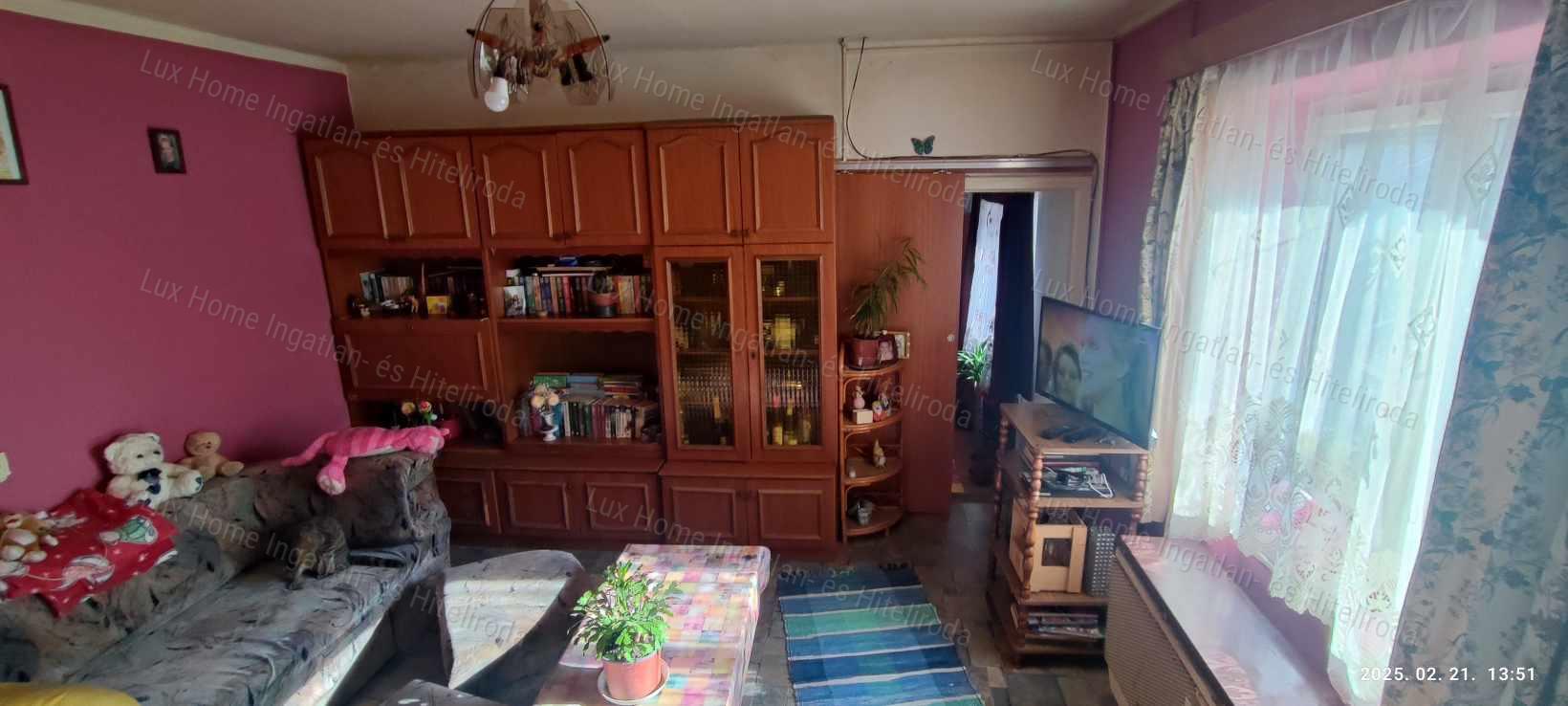 Egy ingatlan, két lakás, megosztható telek – a lehetőség a Tiéd!