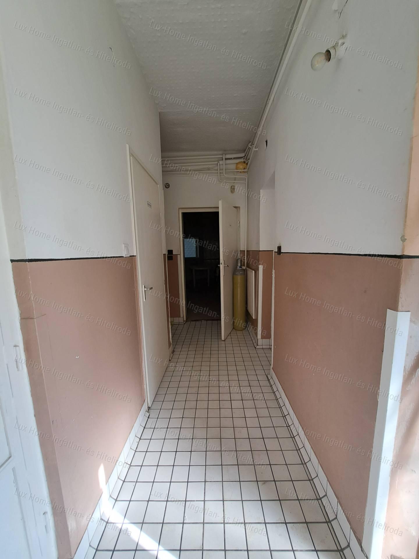 Befektetők figyelem! Több lakás kialakítására alkalmas ingatlan eladó!