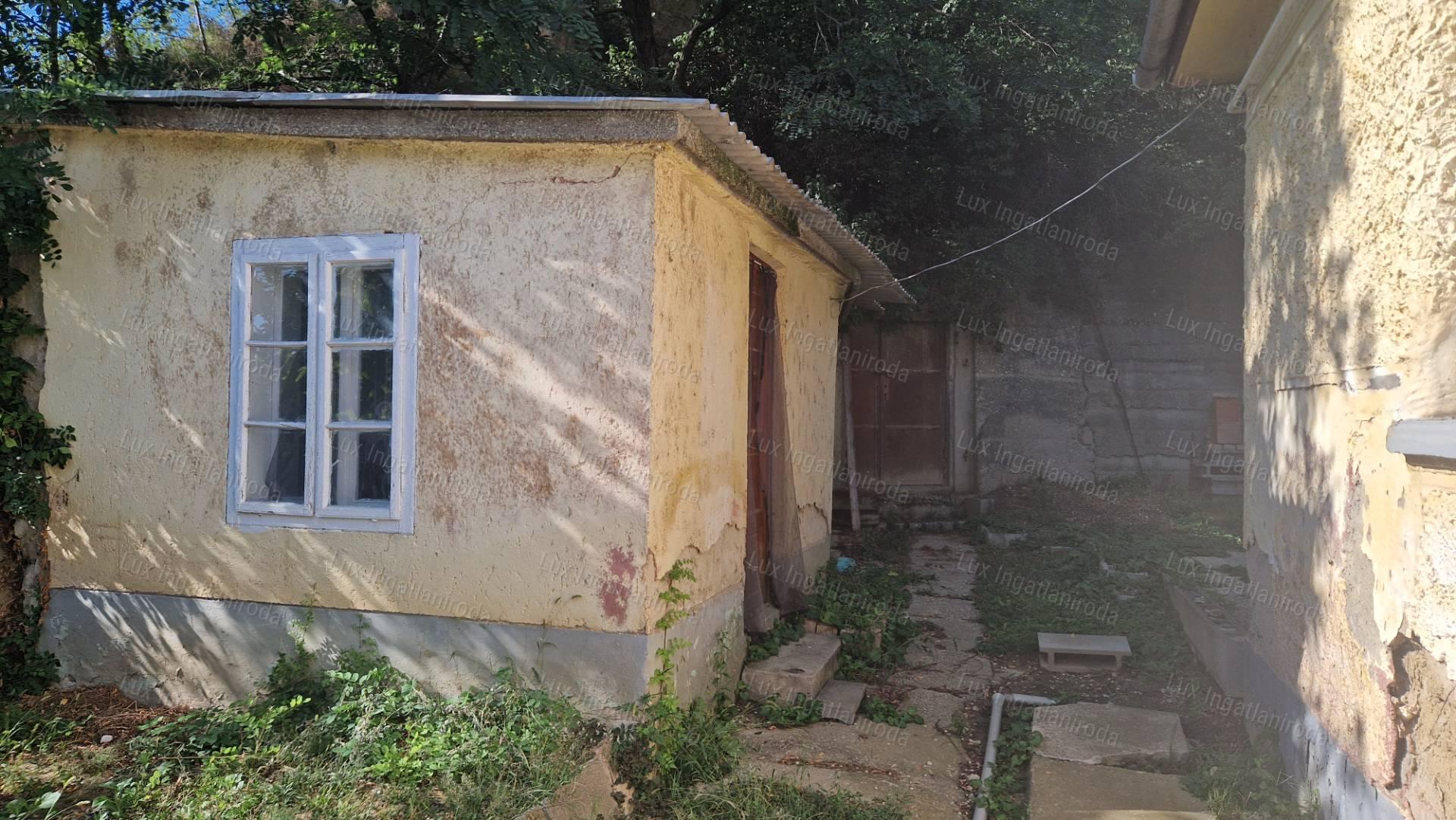 Eladó ház Csolnok szívében!