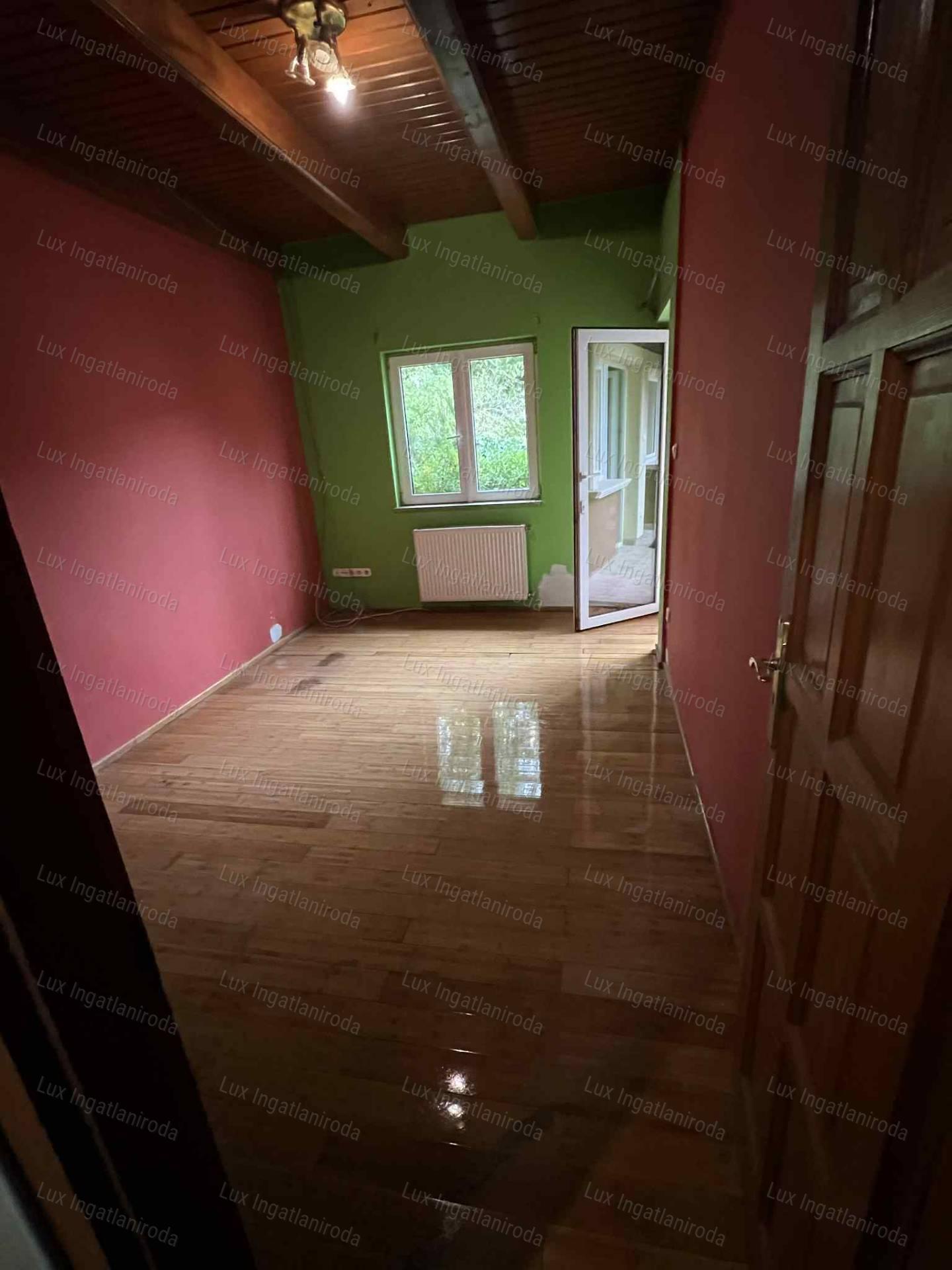 Eladó családi ház Piliscsév kedvelt részén!