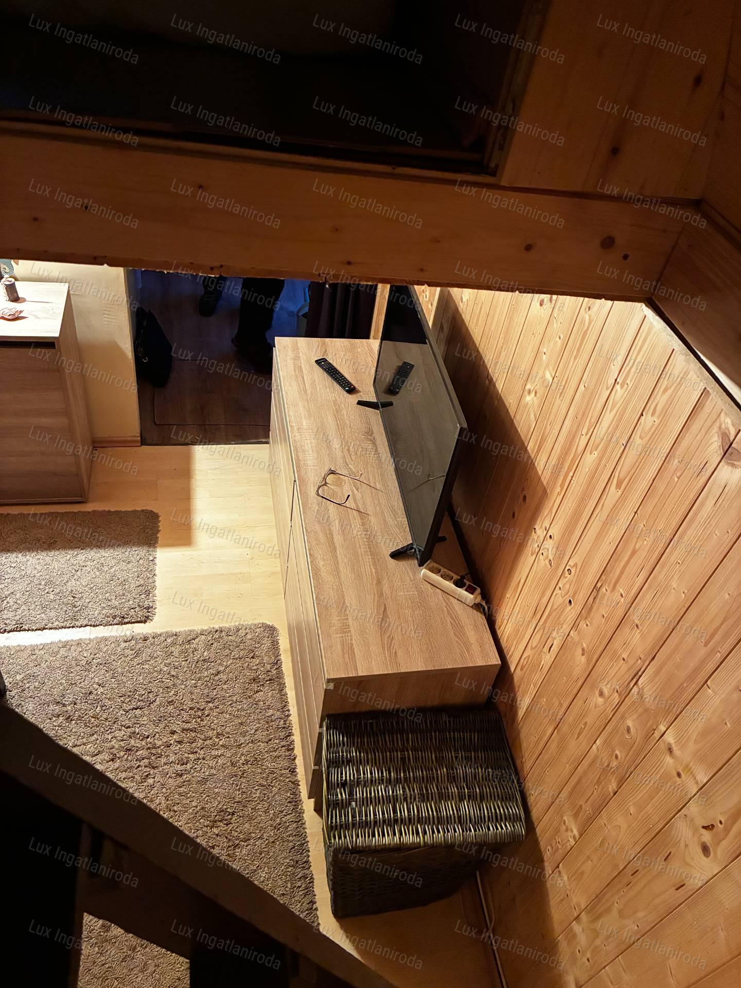 Eladó belterületi nyaraló- Tatabánya, Síkvölgy