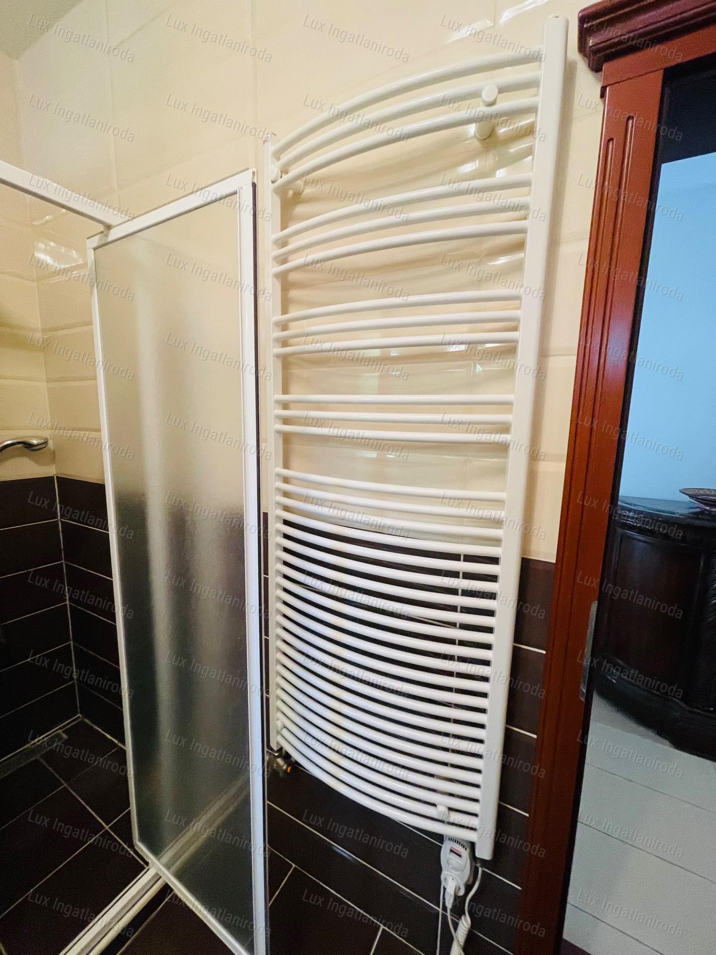Mediterrán Luxus és High-Tech Kényelem Komárom szívében!