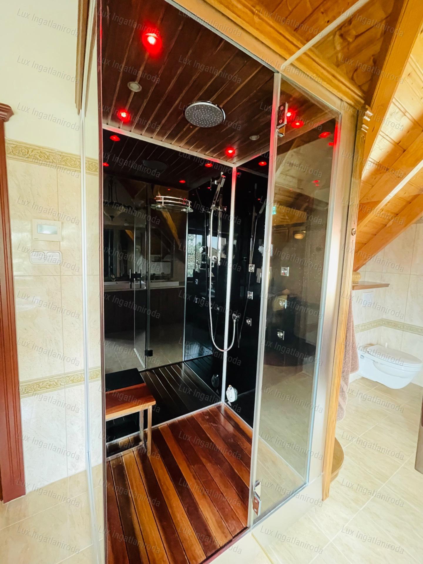 Mediterrán Luxus és High-Tech Kényelem Komárom szívében!