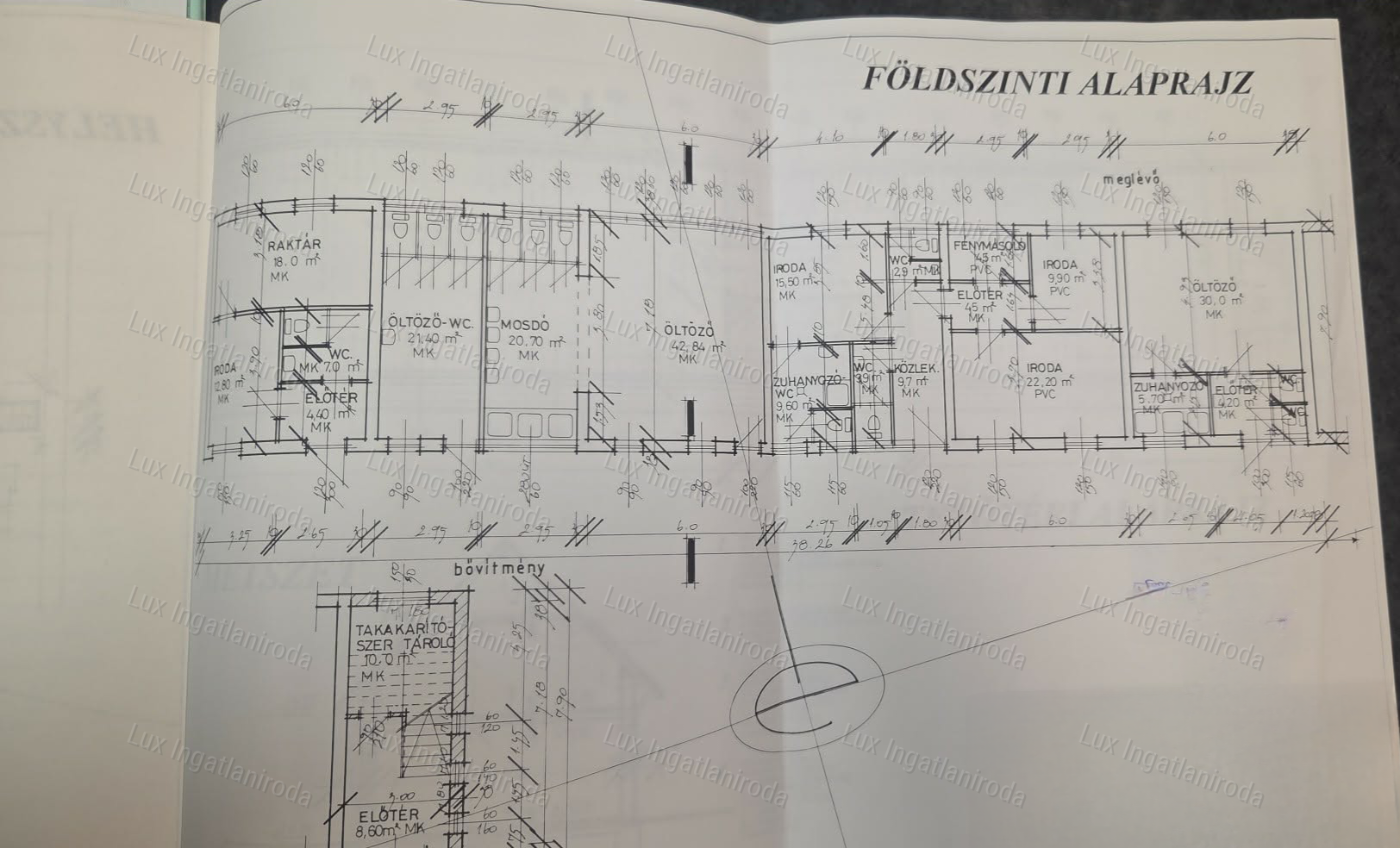 Kiváló megközelíthetőségű ipari ingatlan 5513m²-es telken Almásfüzitőn