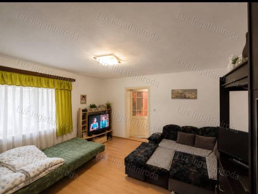 Oroszlány családi ház