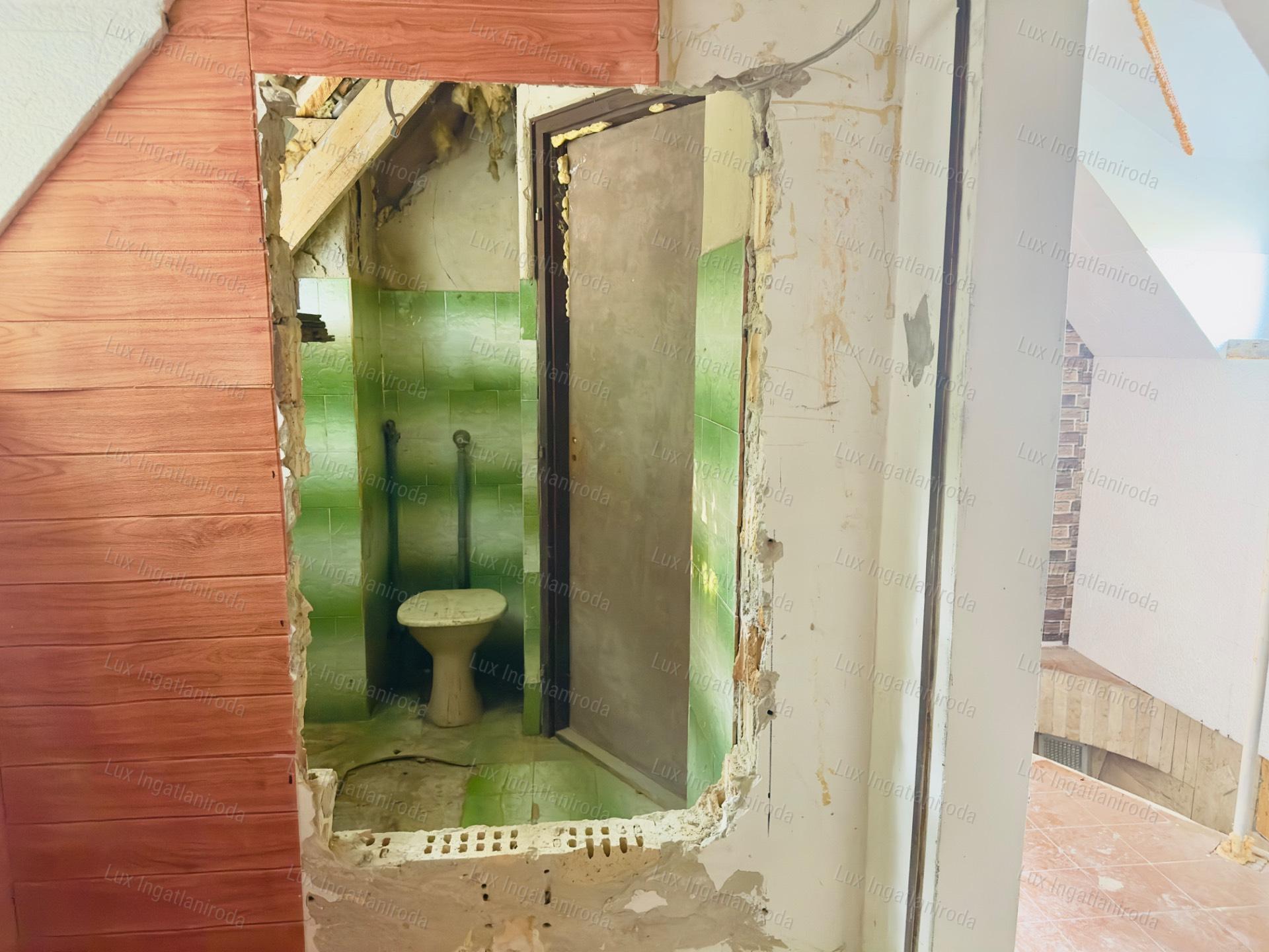 DUNAI PANORÁMÁS HÁZ DUNAALMÁSON ÓRIÁSI LEHETŐSÉGGEL