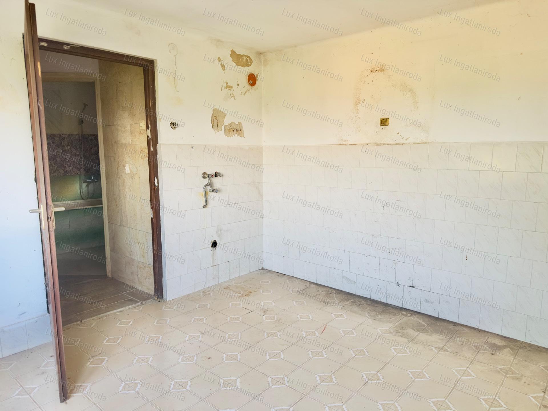 DUNAI PANORÁMÁS HÁZ DUNAALMÁSON ÓRIÁSI LEHETŐSÉGGEL