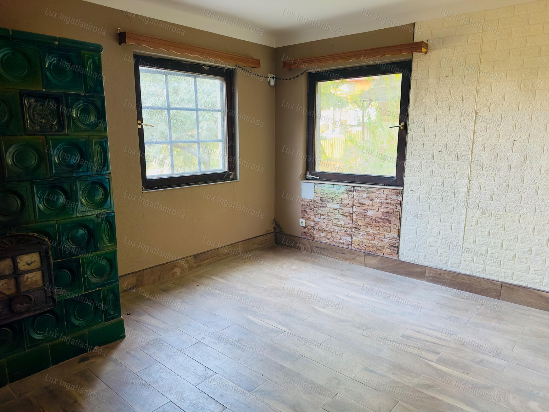 DUNAI PANORÁMÁS HÁZ DUNAALMÁSON ÓRIÁSI LEHETŐSÉGGEL