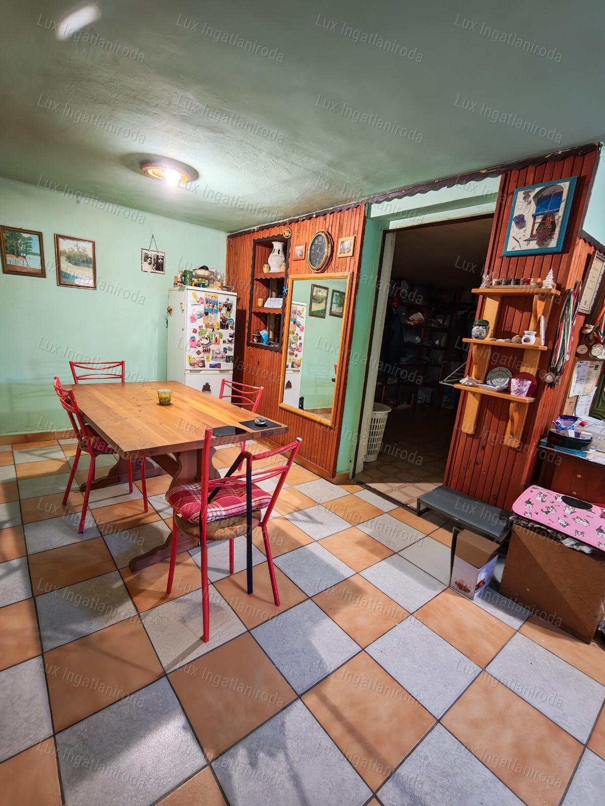 Természetközeli családi otthon Koppánymonostoron eladó !