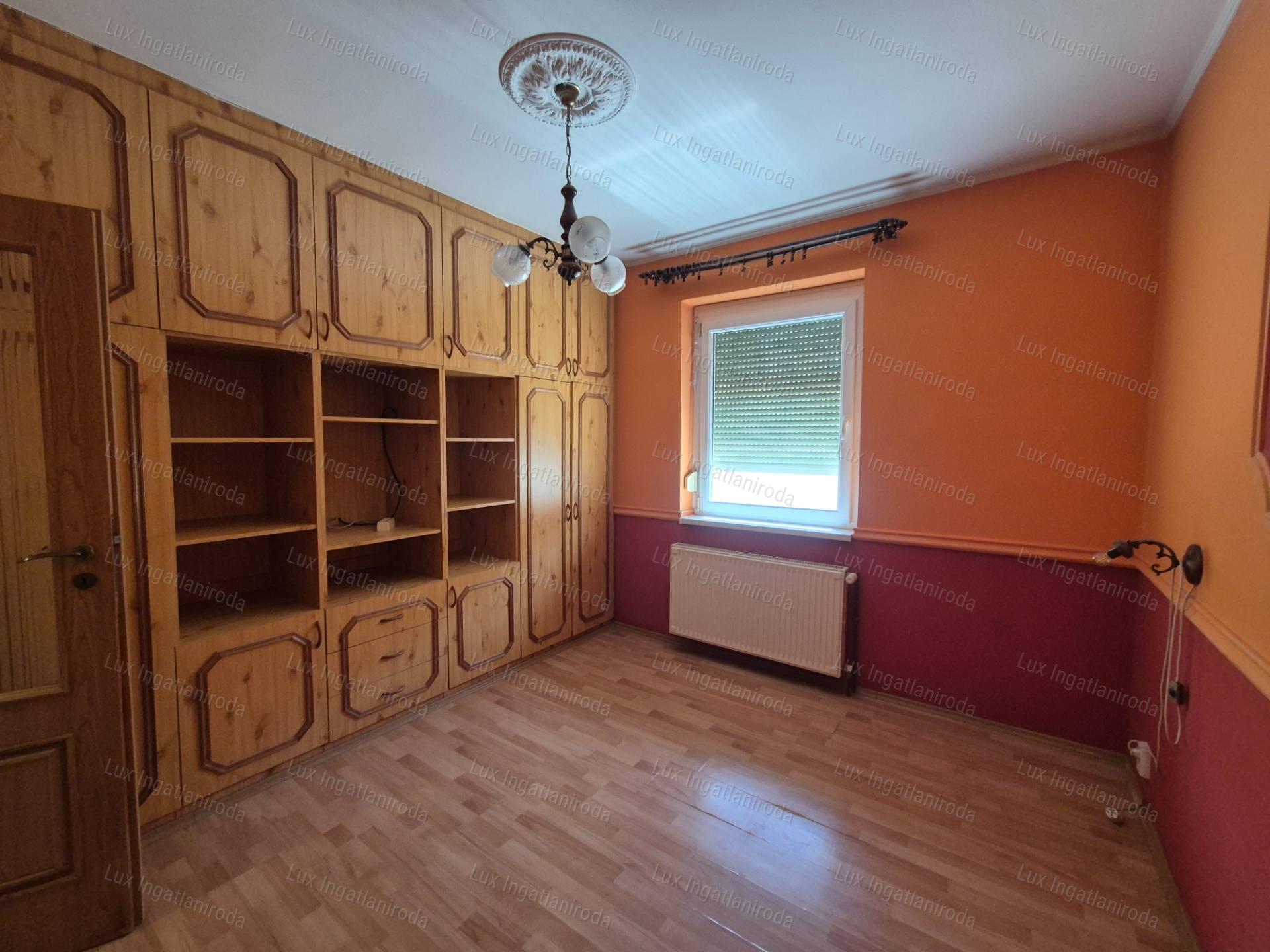 Családi ház Tatabányán, a Szőlődomb utcában kizárólagos kínálatunkban