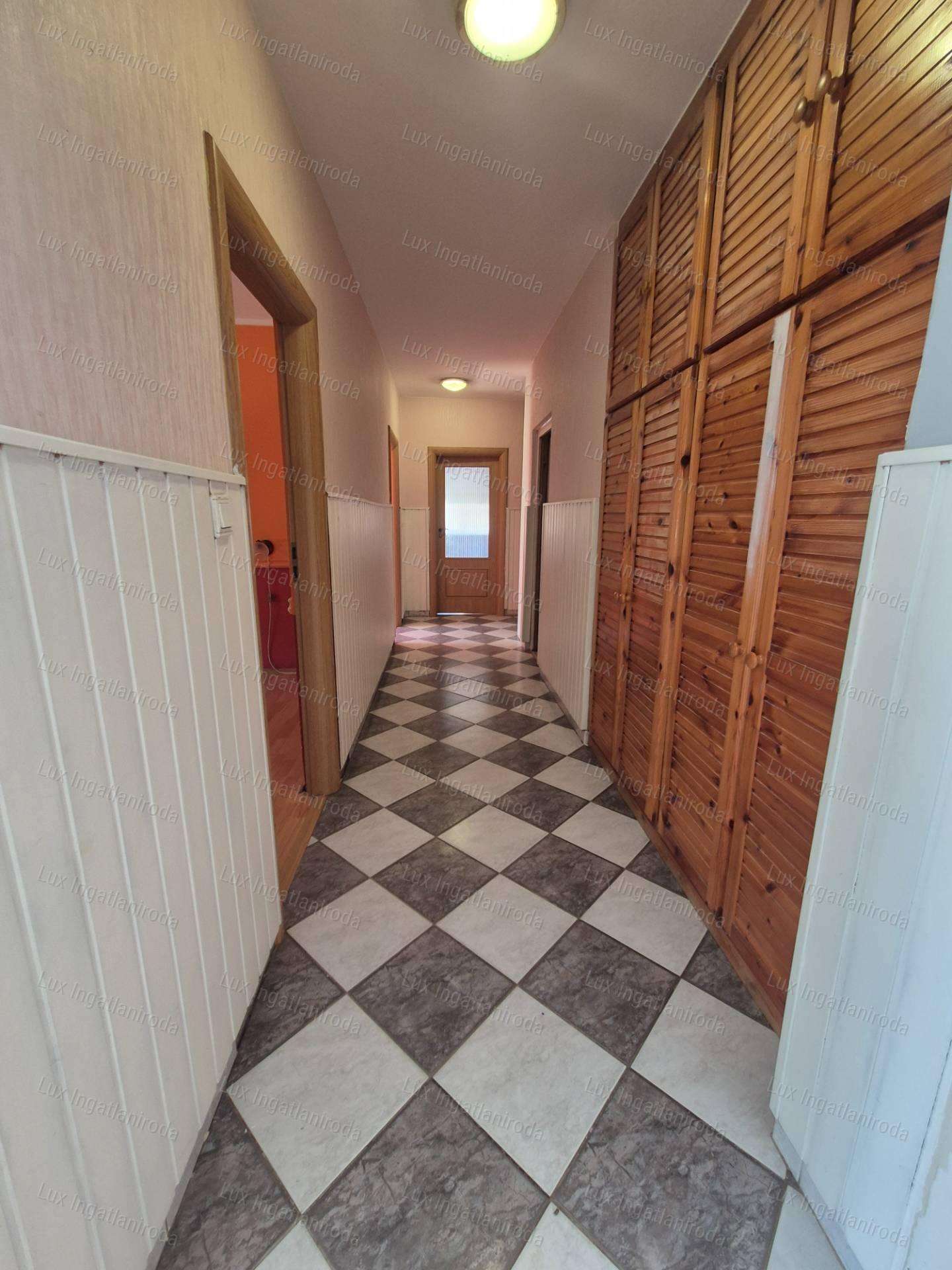 Családi ház Tatabányán, a Szőlődomb utcában kizárólagos kínálatunkban