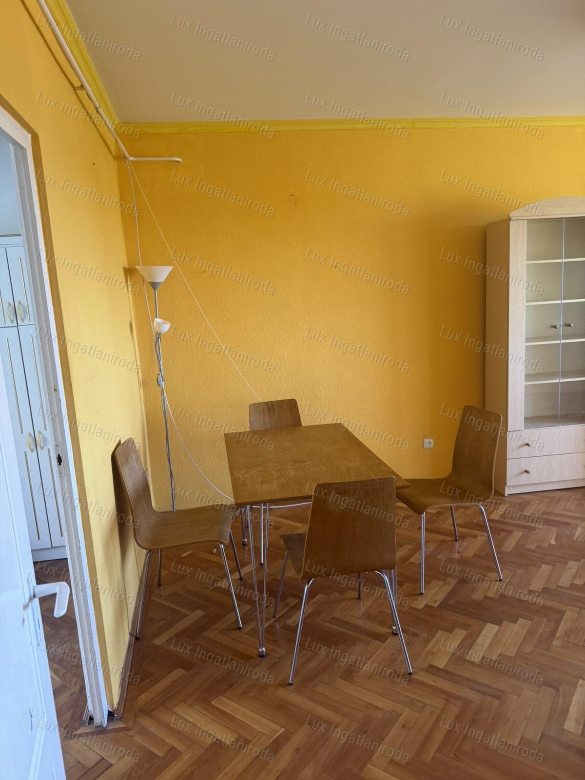 Tatabánya, Mártírok útján eladó egyedileg átalakított, teraszos lakás