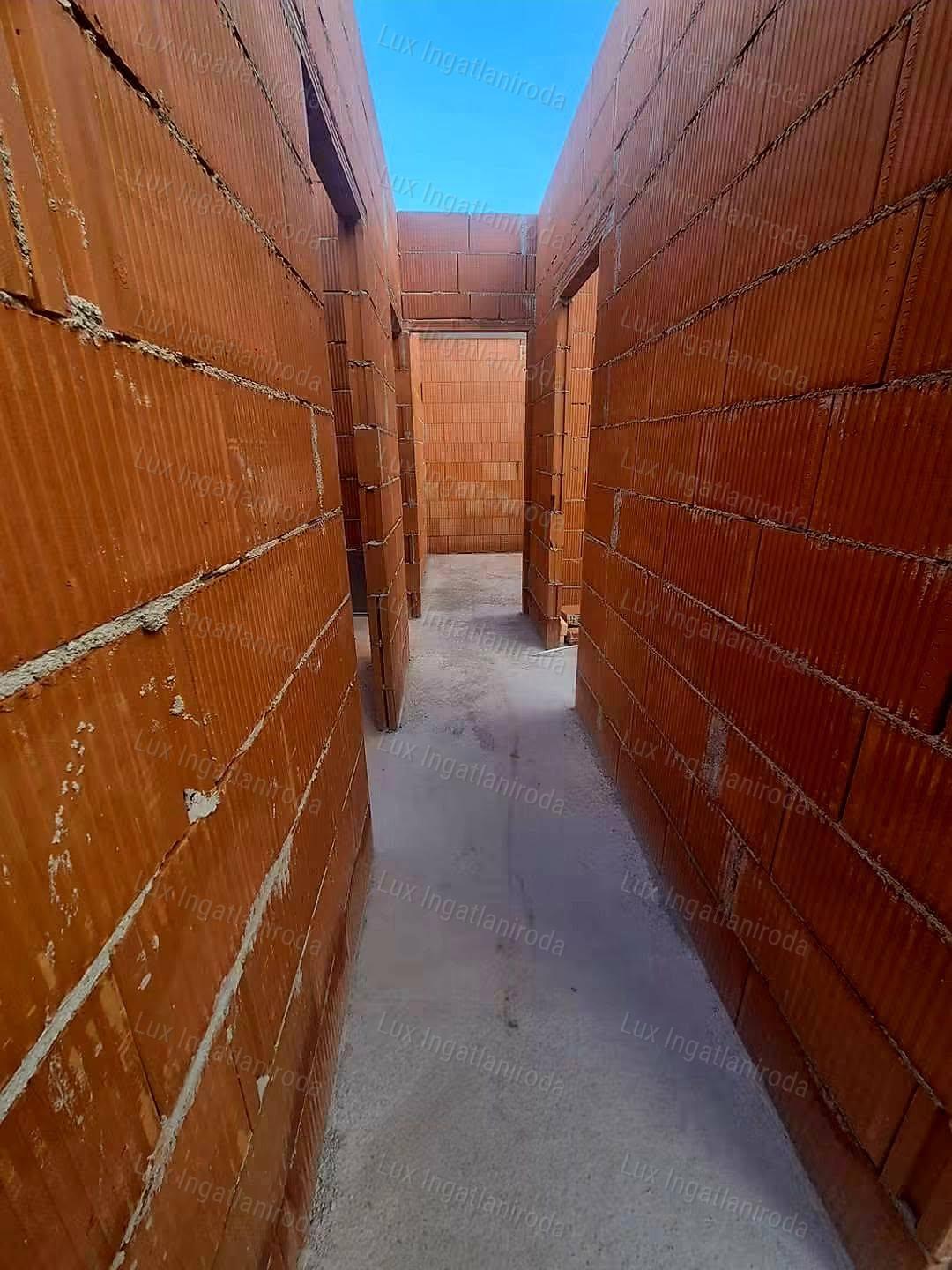 Tatabánya Panoráma lakóparkban újépítésű ikerház eladó!