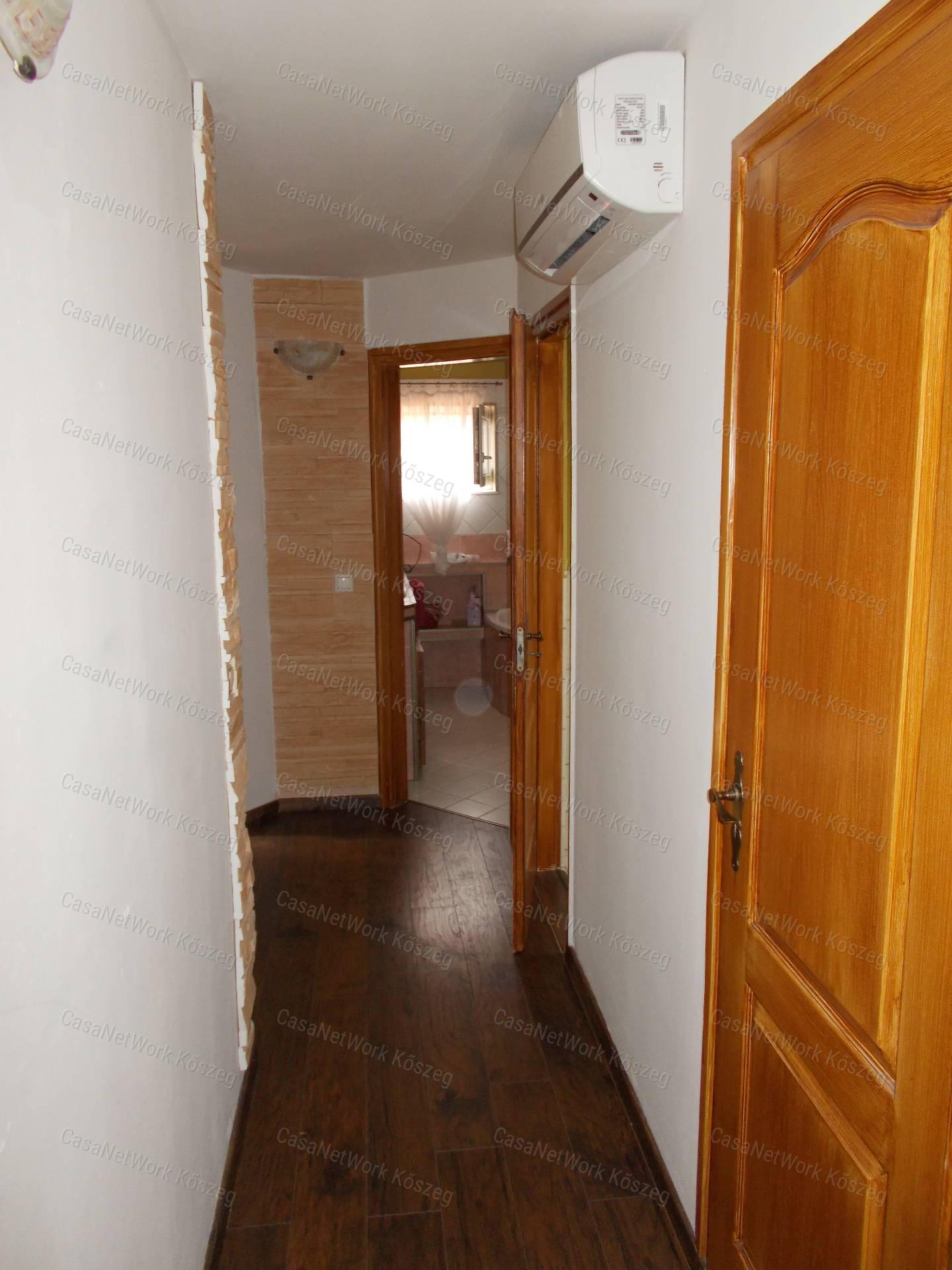 Eladó családi ház Szombathely. Elsődleges fotó (35264387) Eladó családi ház Szombathely. Elsődleges fotó (35264387)