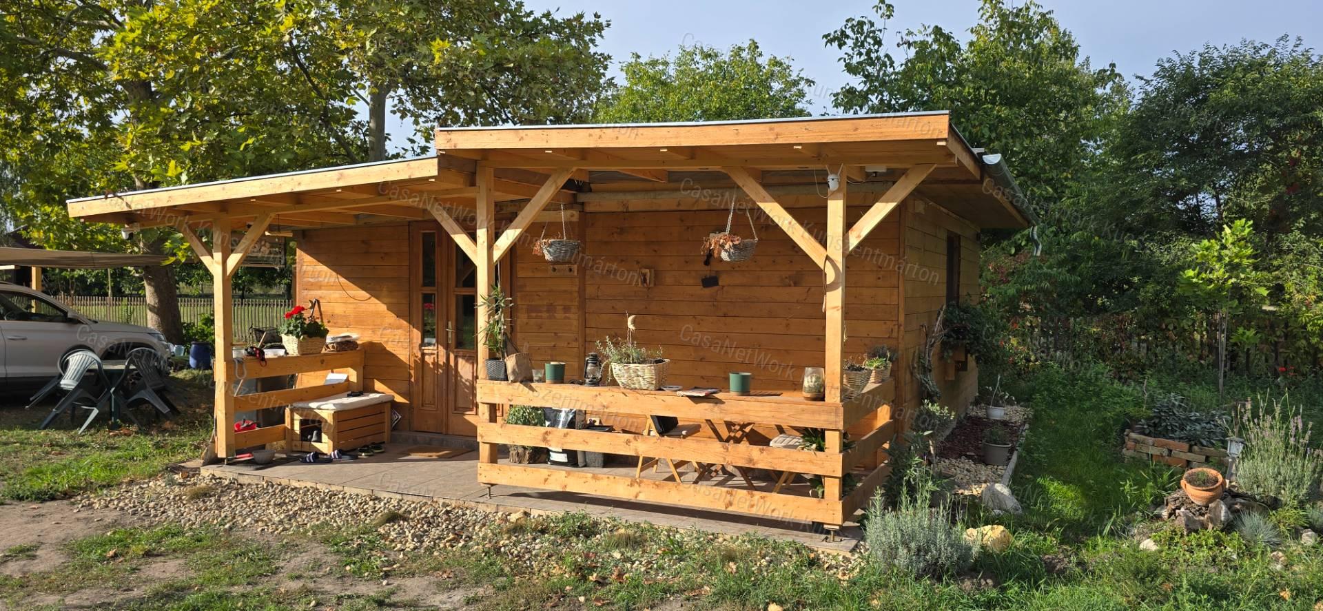 Tiszaalpáron a Holtágnál eladó telek, 31 m2-es nyaralóval