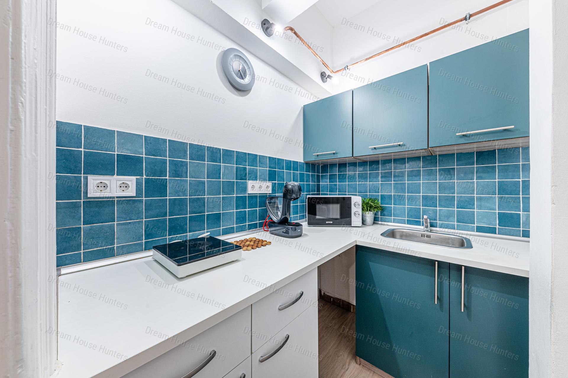 ELADÓ MINI HOSTEL AZ ABSZOLÚT BELVÁROSBAN - BUDAPEST VII.