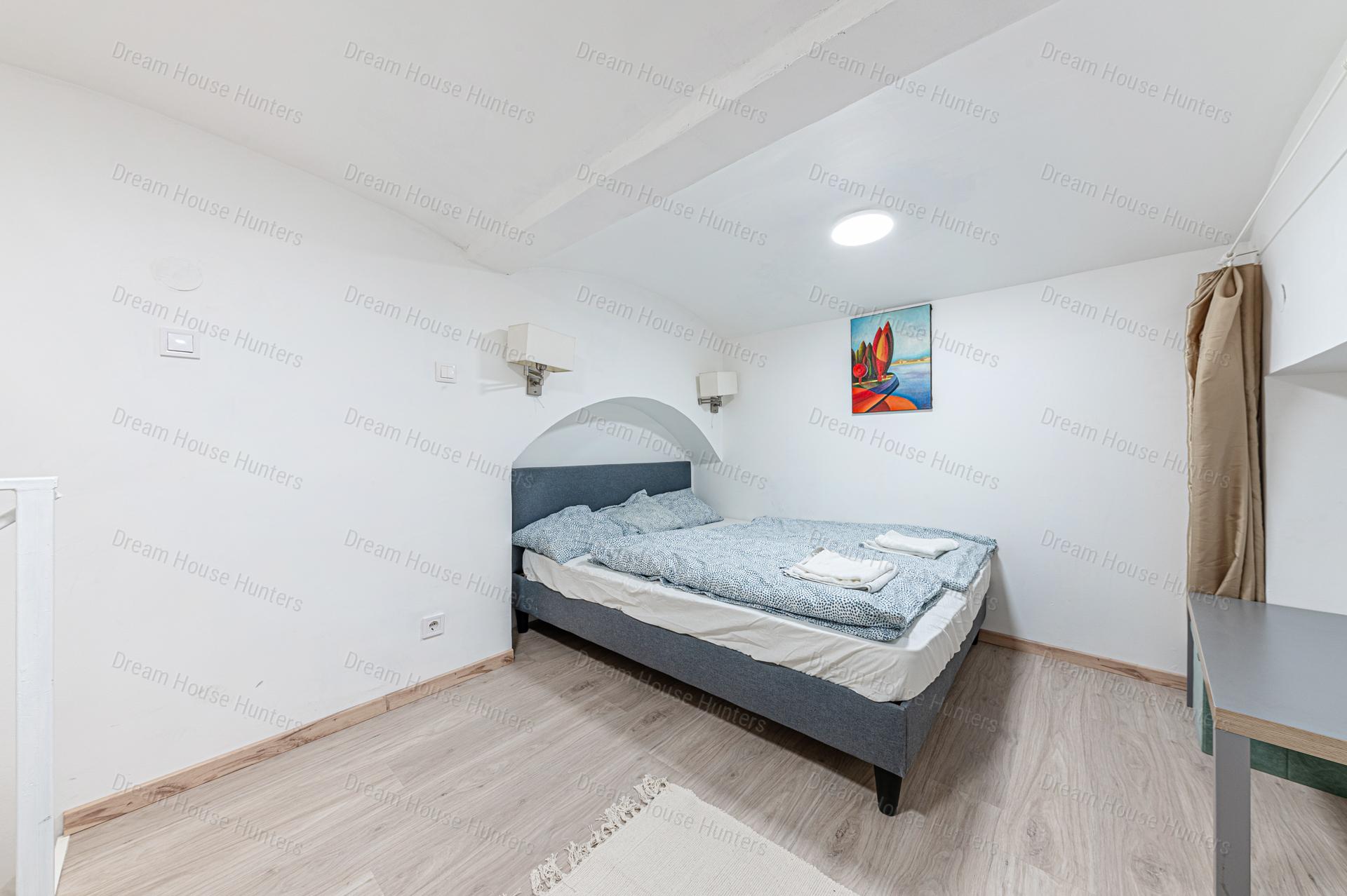 ELADÓ MINI HOSTEL AZ ABSZOLÚT BELVÁROSBAN - BUDAPEST VII.
