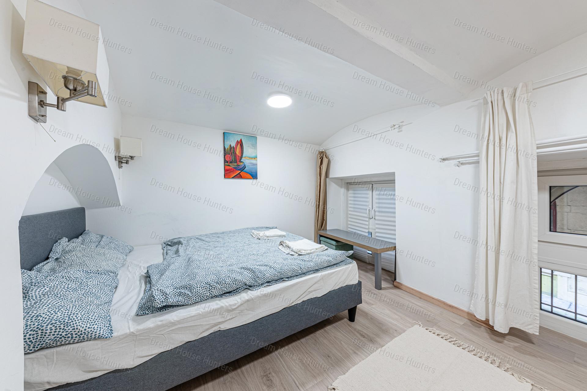 ELADÓ MINI HOSTEL AZ ABSZOLÚT BELVÁROSBAN - BUDAPEST VII.