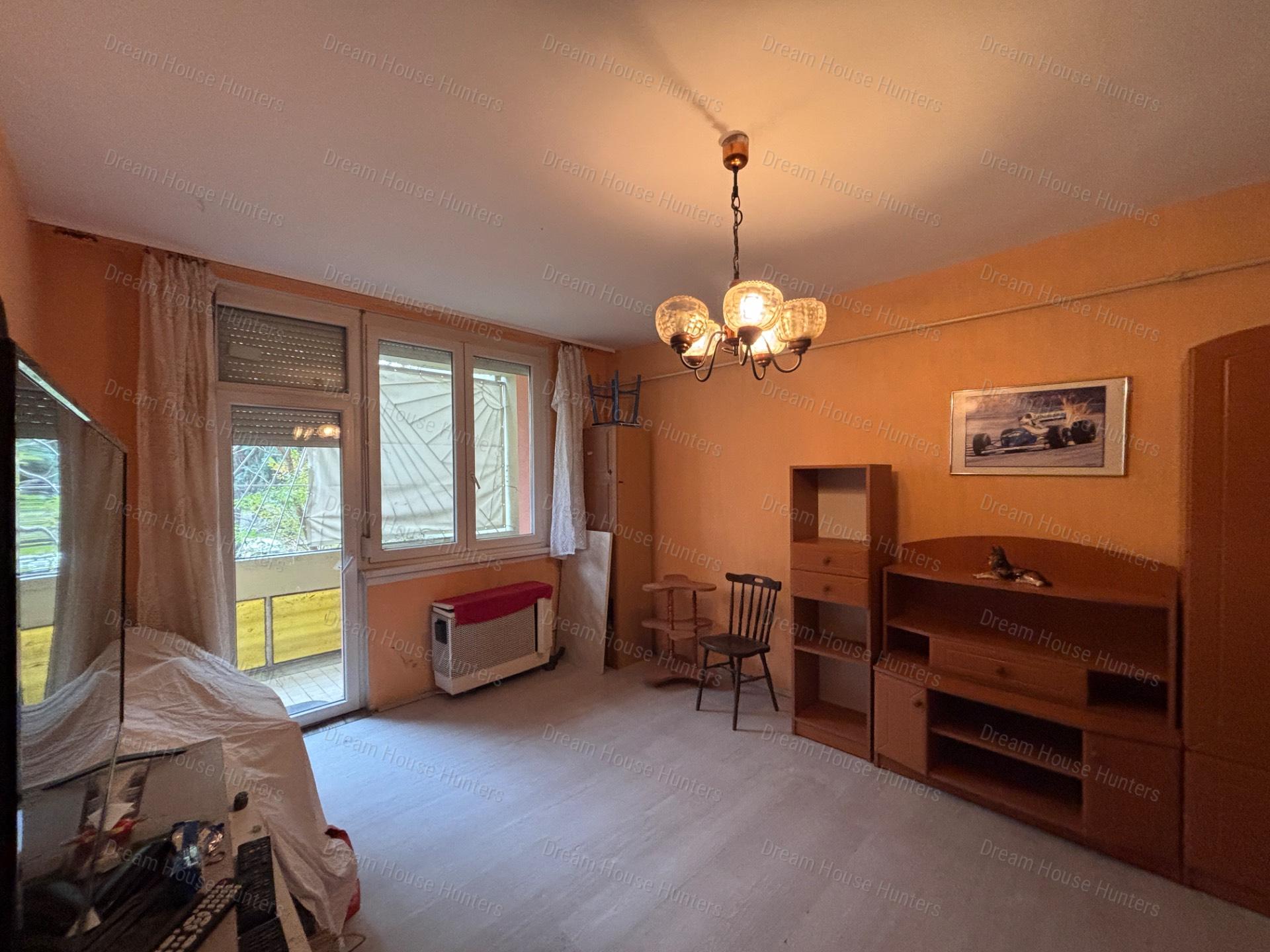 Eladó erkélyes földszinti  lakás – 52 m² – Csepel, Erdősor utca
