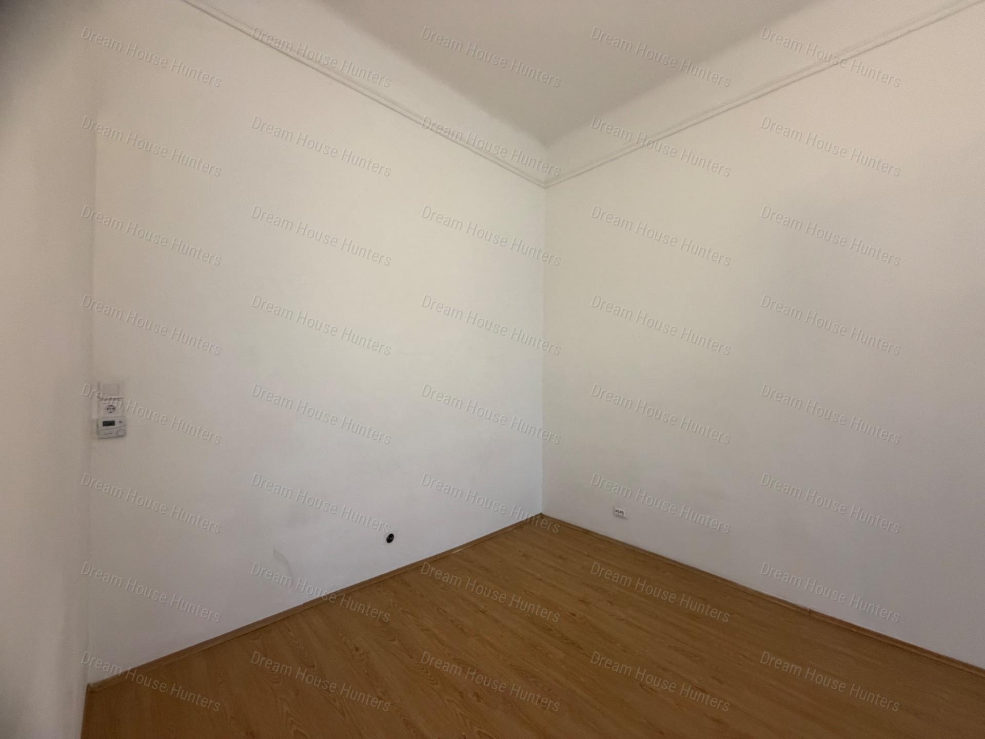 Eladó Budapest szívében, a VII. kerület legpezsgőbb pontján!