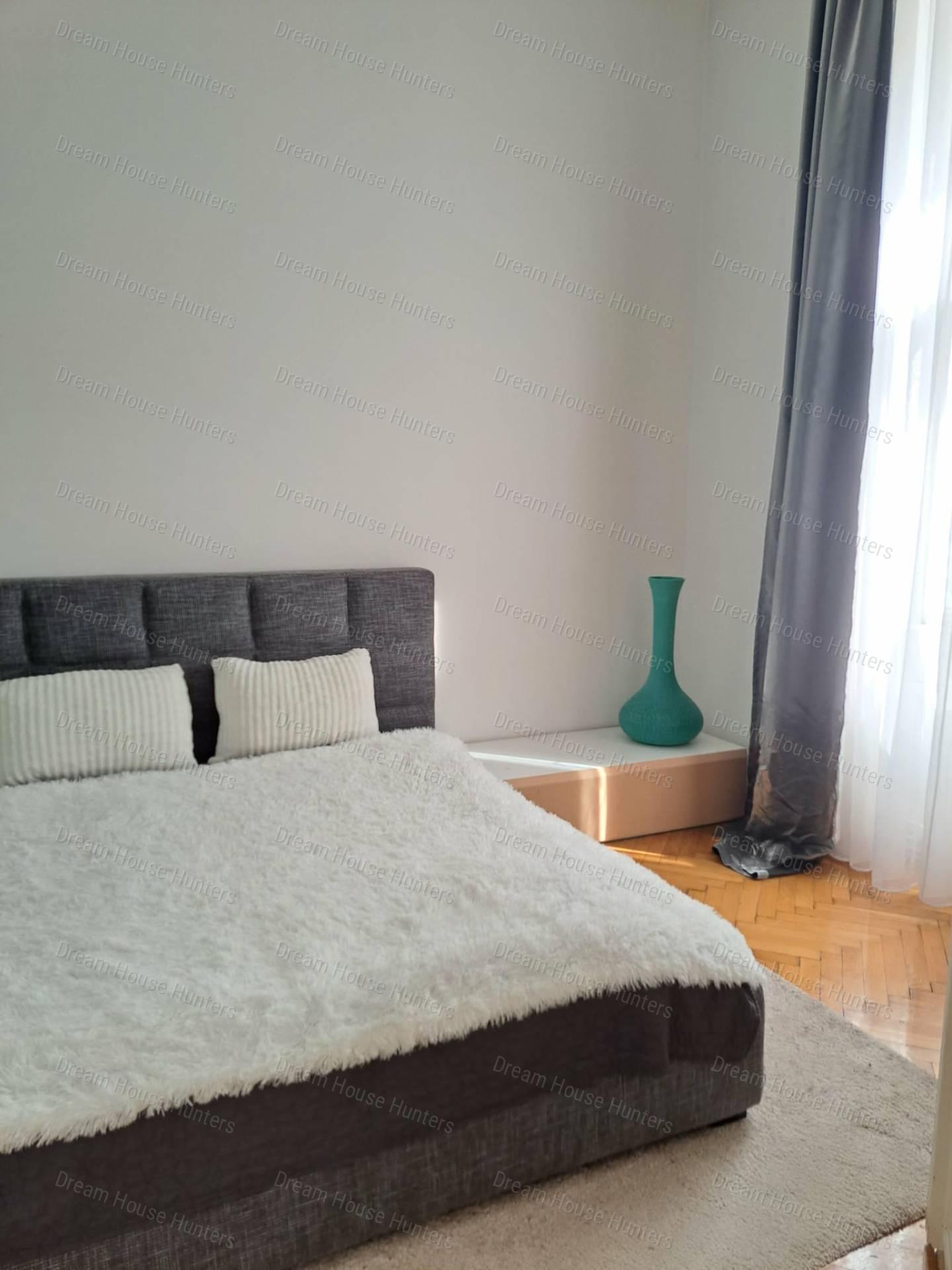 Prémium 3 szobás belvárosi lakás kiadó a Kodály köröndnél