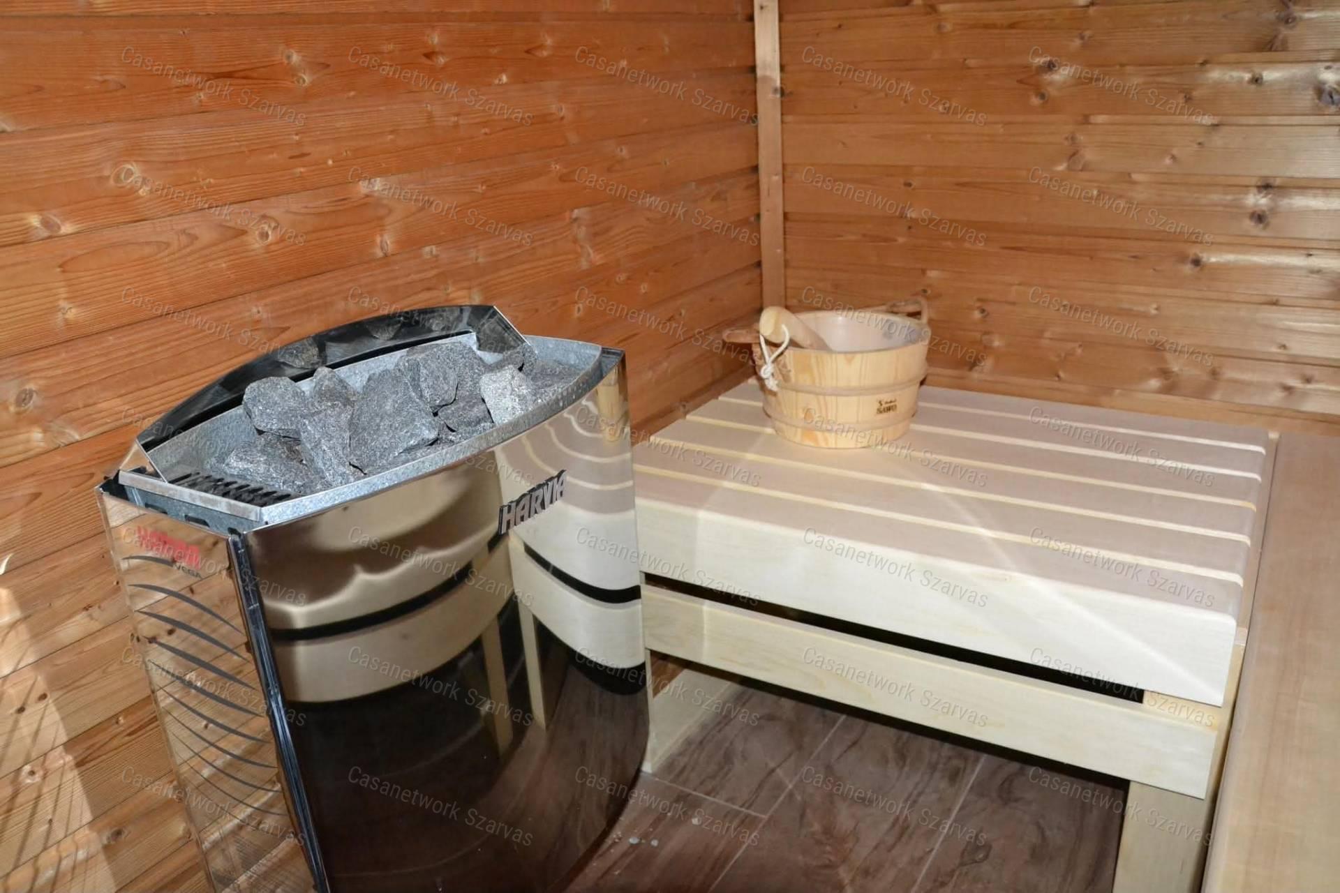 Arborétumi-üdülősoron: nyaraló és otthon egyben szabadtéri medencével