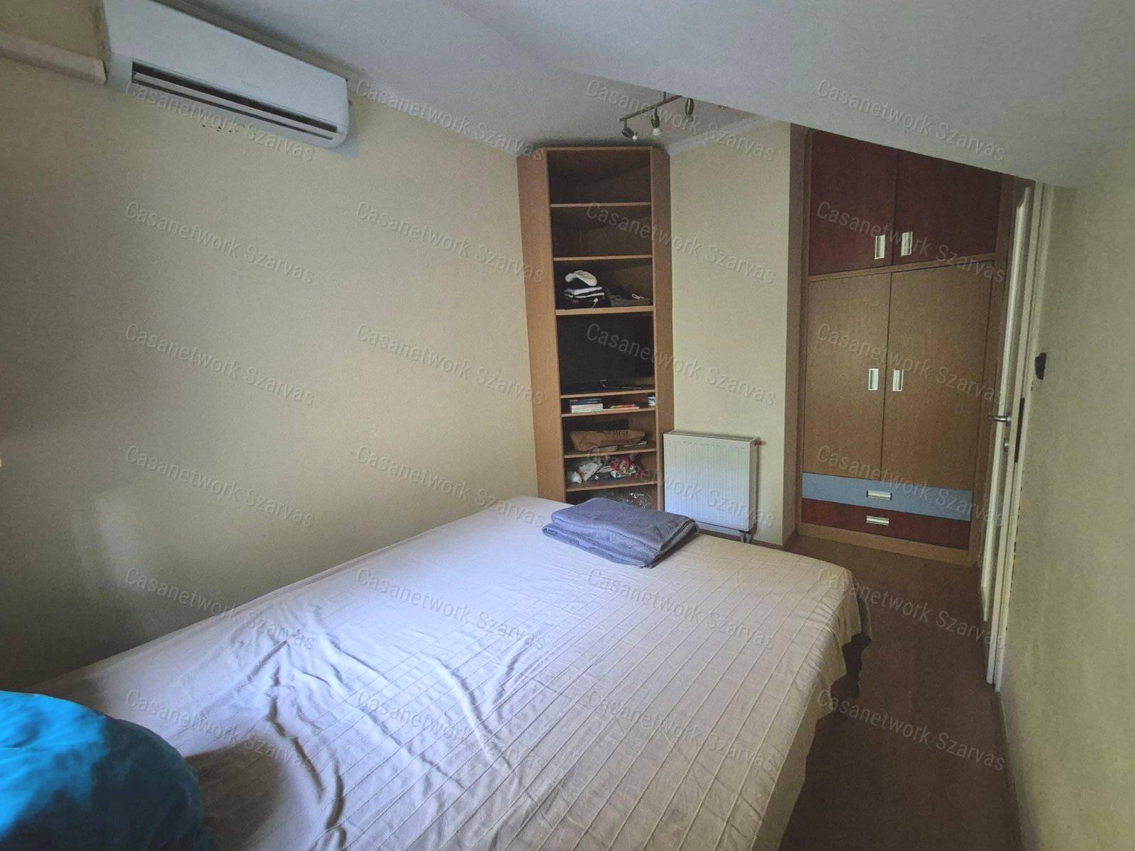Eladó exkluzív, wellness nyaraló az Arborétumi üdülősoron