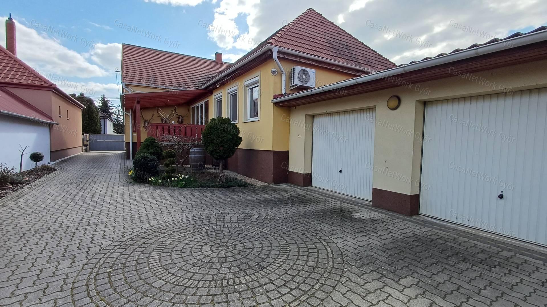Otthon, ahol a család az első – tágas családi ház Csornán