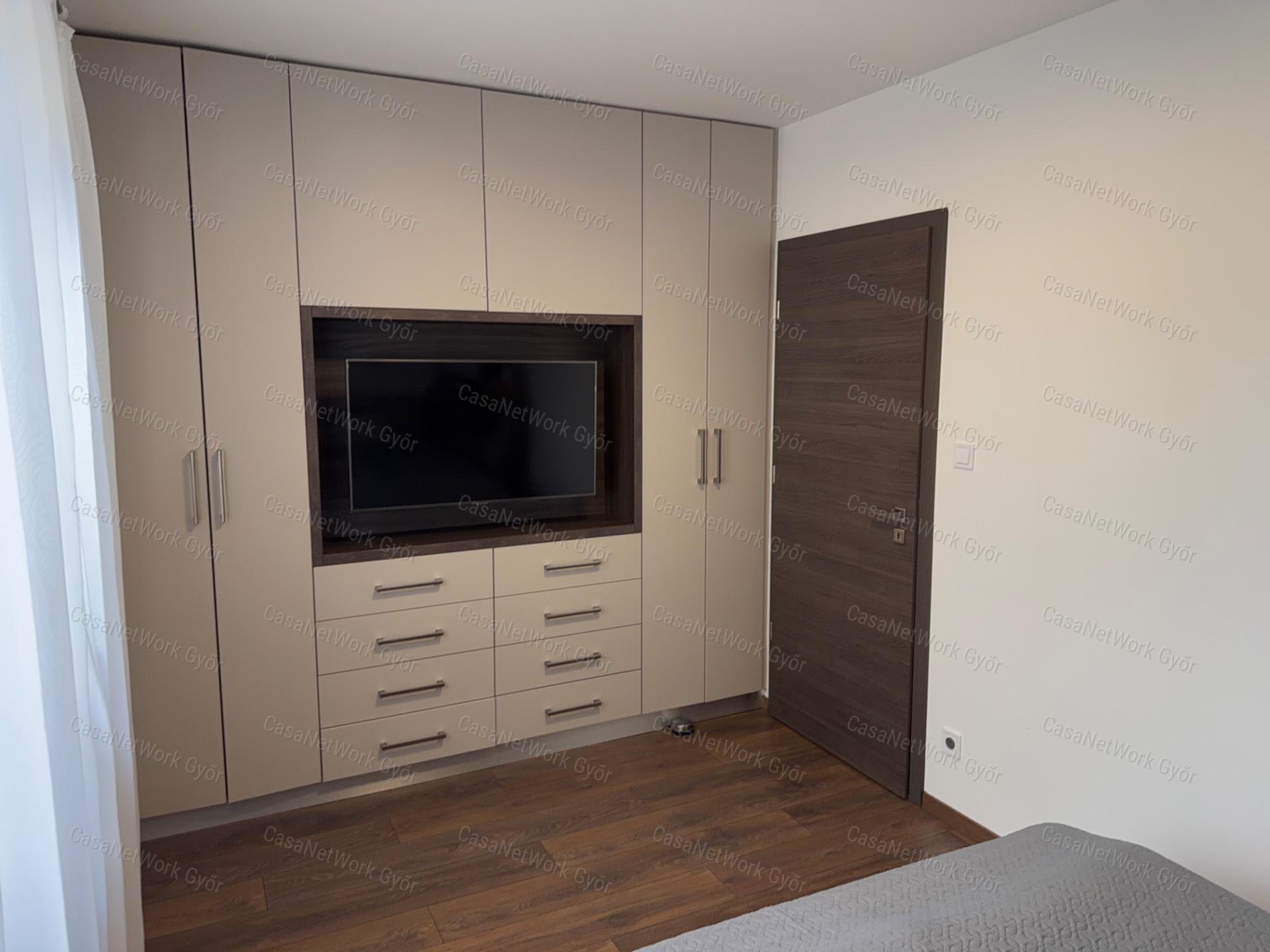 Kertkapcsolatos, kéthálós lakás 18 m²-es terasszal és saját garázzsal Lébényben